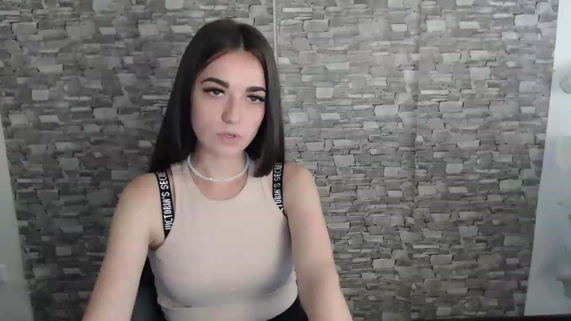 Gallery image thumbnail from Eva_Eldis's myfreecams stream on, 08/23/2023, 12:25 image 16 of 20