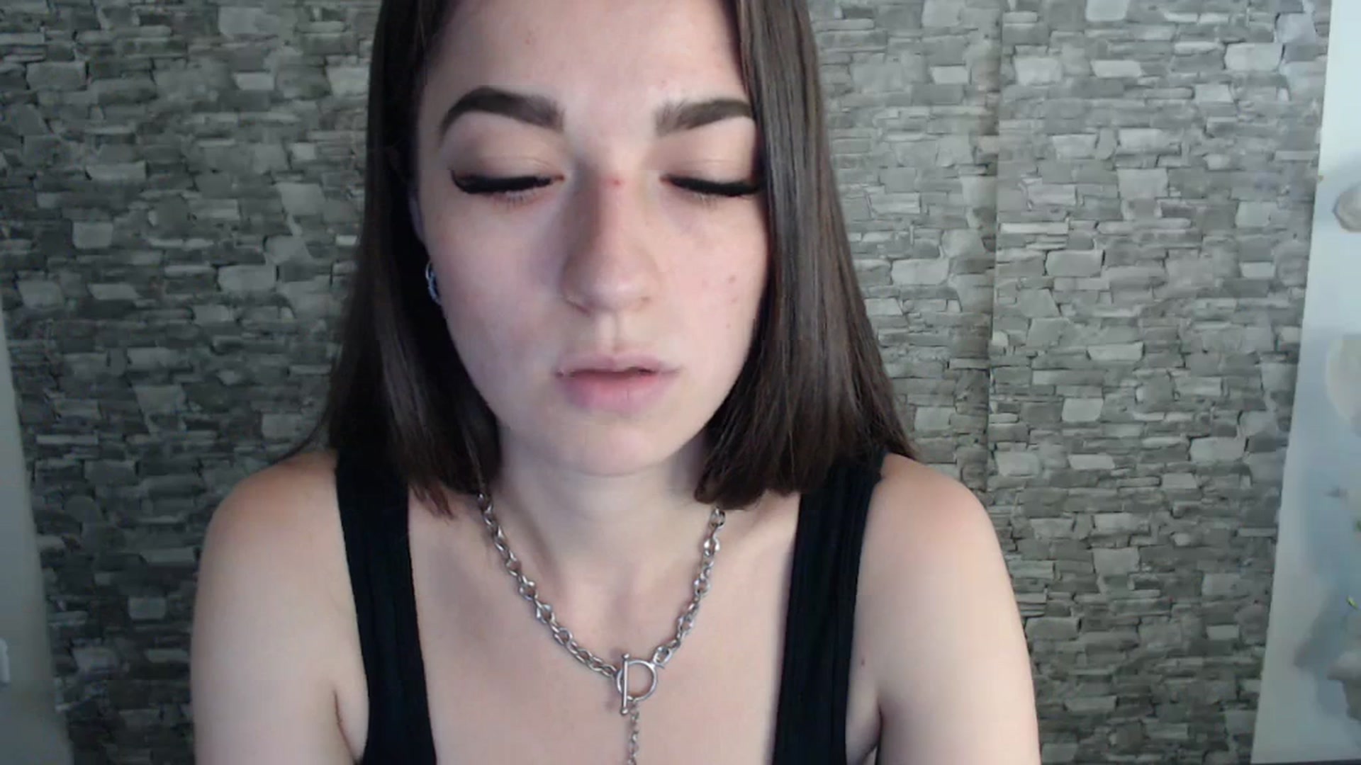Gallery image thumbnail from Eva_Eldis's myfreecams stream on, 08/25/2023, 13:15 image 10 of 20