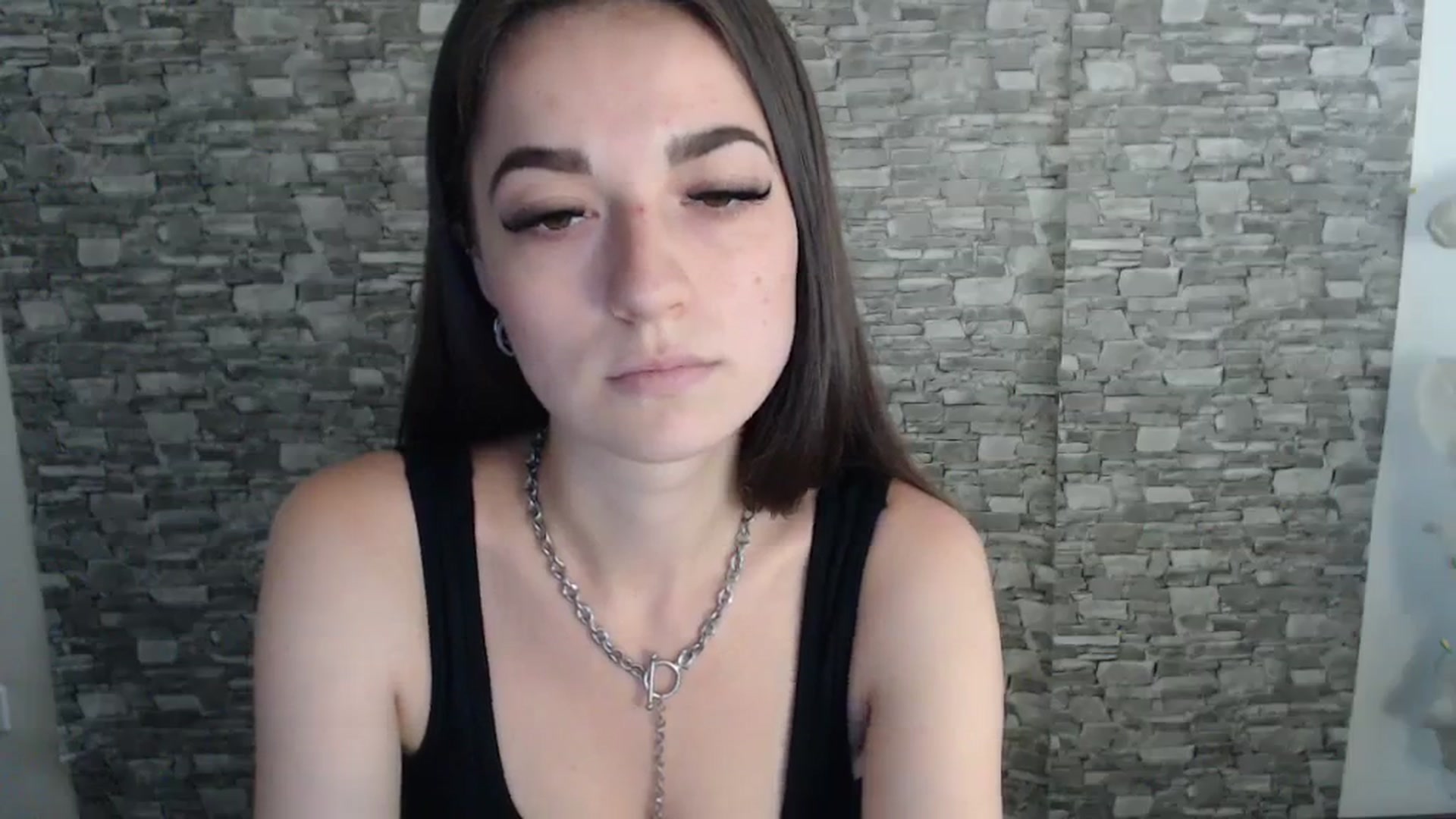 Gallery image thumbnail from Eva_Eldis's myfreecams stream on, 08/25/2023, 13:15 image 14 of 20