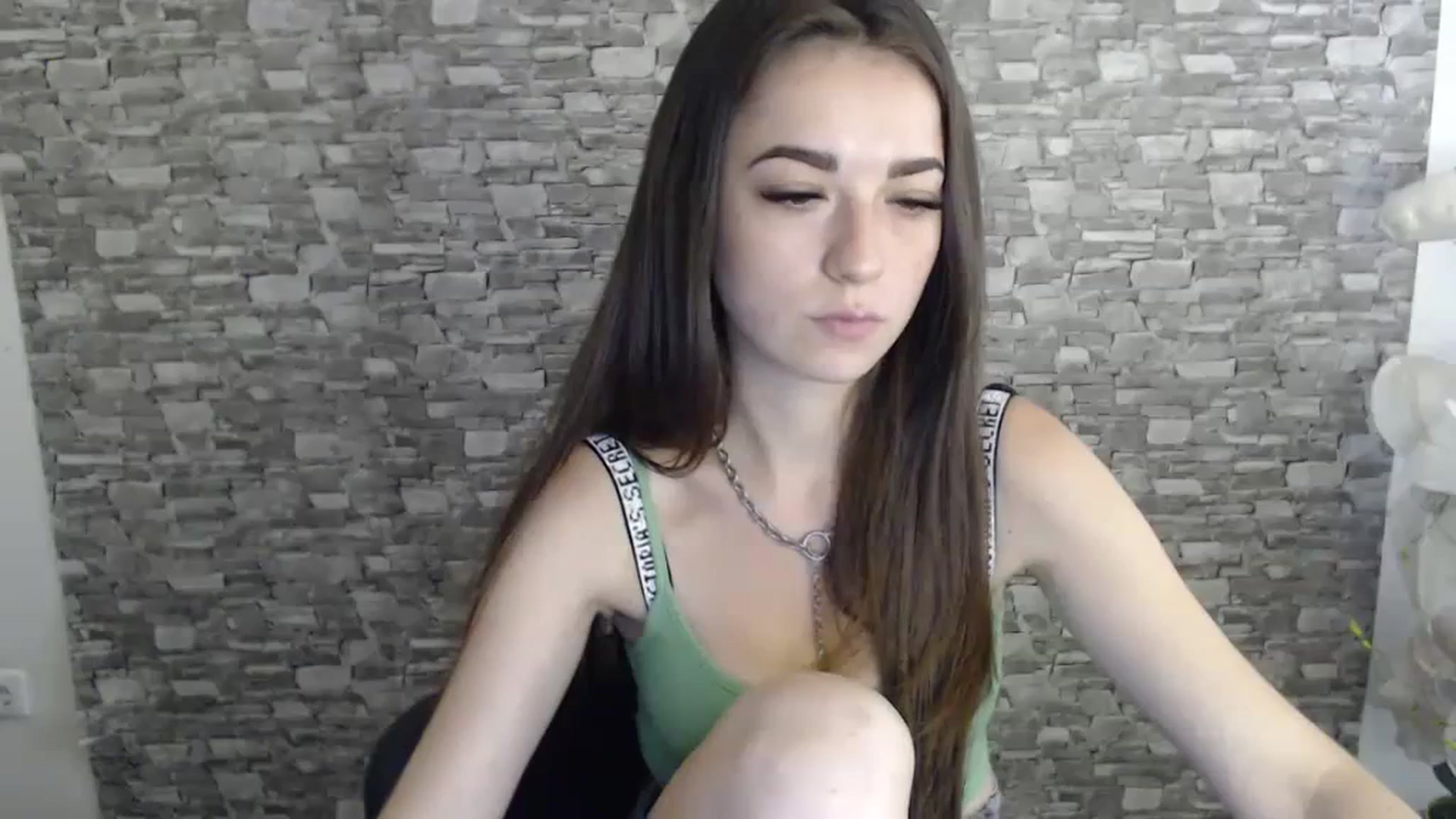 Gallery image thumbnail from Eva_Eldis's myfreecams stream on, 08/29/2023, 12:31 image 10 of 20