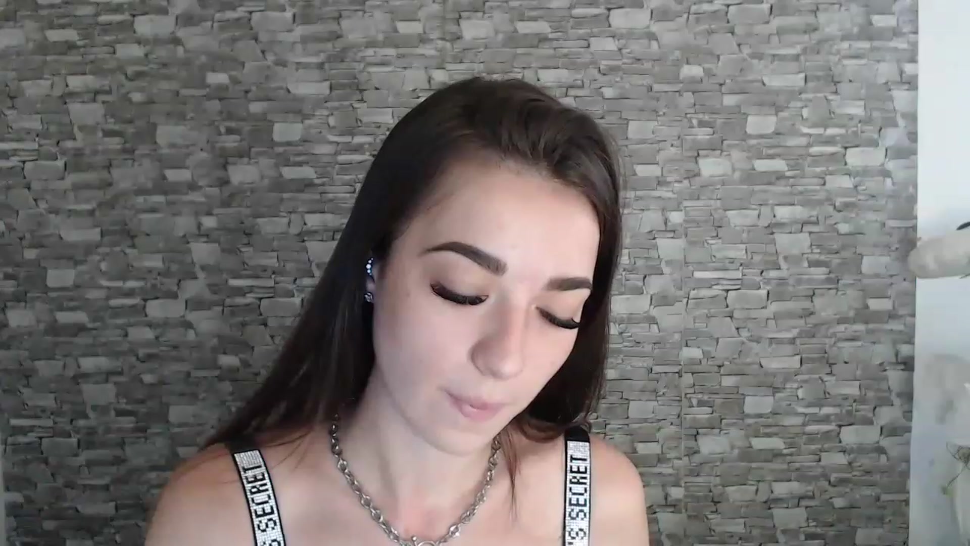 Gallery image thumbnail from Eva_Eldis's myfreecams stream on, 08/30/2023, 11:27 image 9 of 20