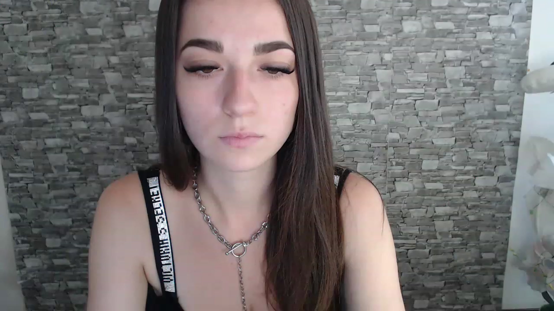 Gallery image thumbnail from Eva_Eldis's myfreecams stream on, 08/30/2023, 11:27 image 15 of 20
