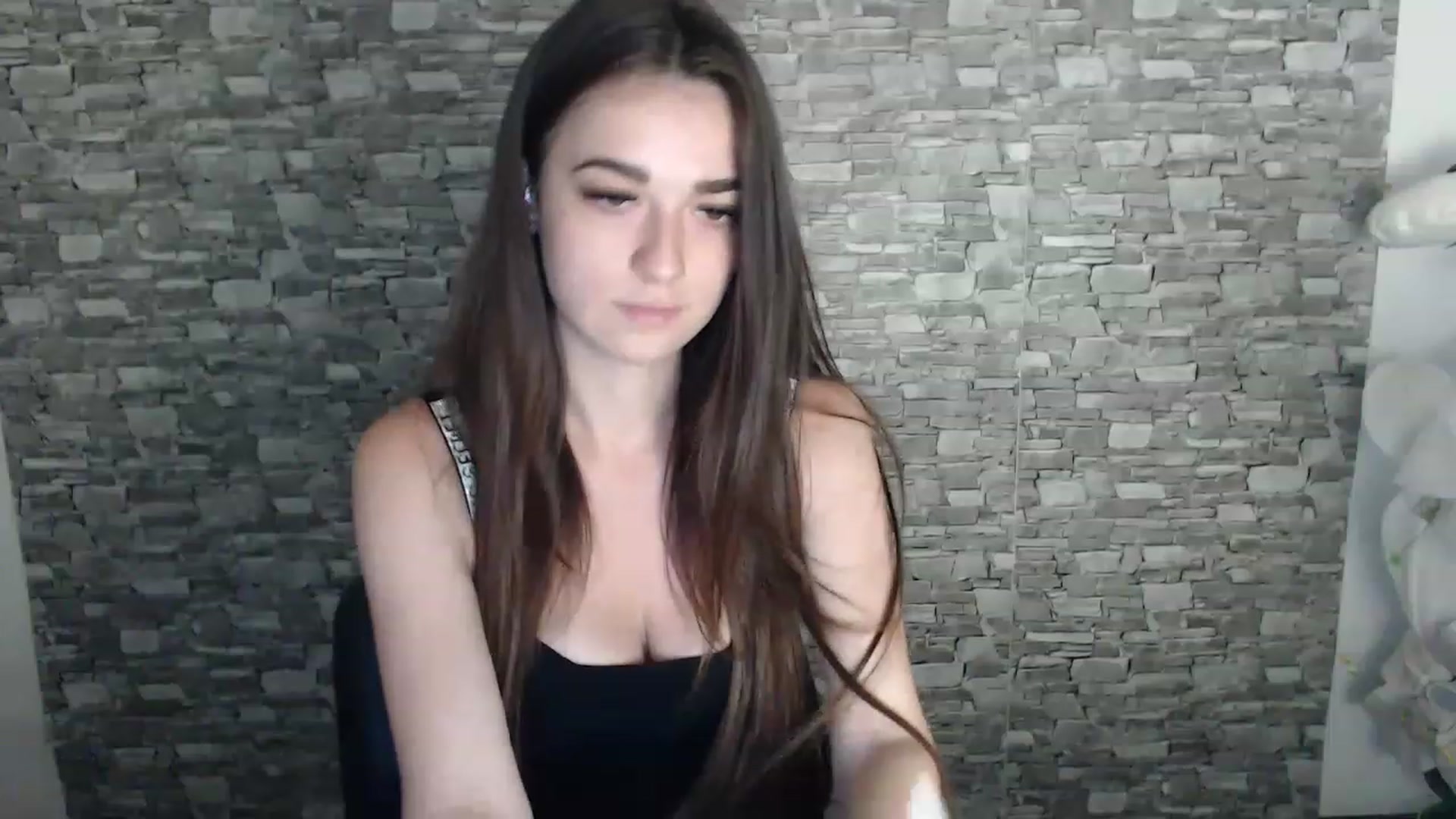 Gallery image thumbnail from Eva_Eldis's myfreecams stream on, 08/30/2023, 16:02 image 20 of 20