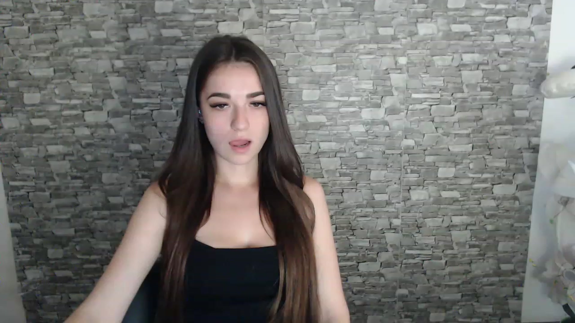 Gallery image thumbnail from Eva_Eldis's myfreecams stream on, 08/30/2023, 16:02 image 2 of 20