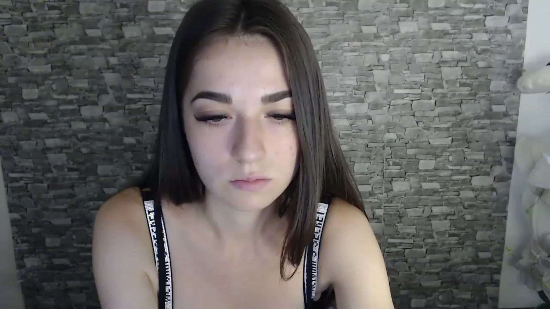 Gallery image thumbnail from Eva_Eldis's myfreecams stream on, 08/30/2023, 16:02 image 4 of 20