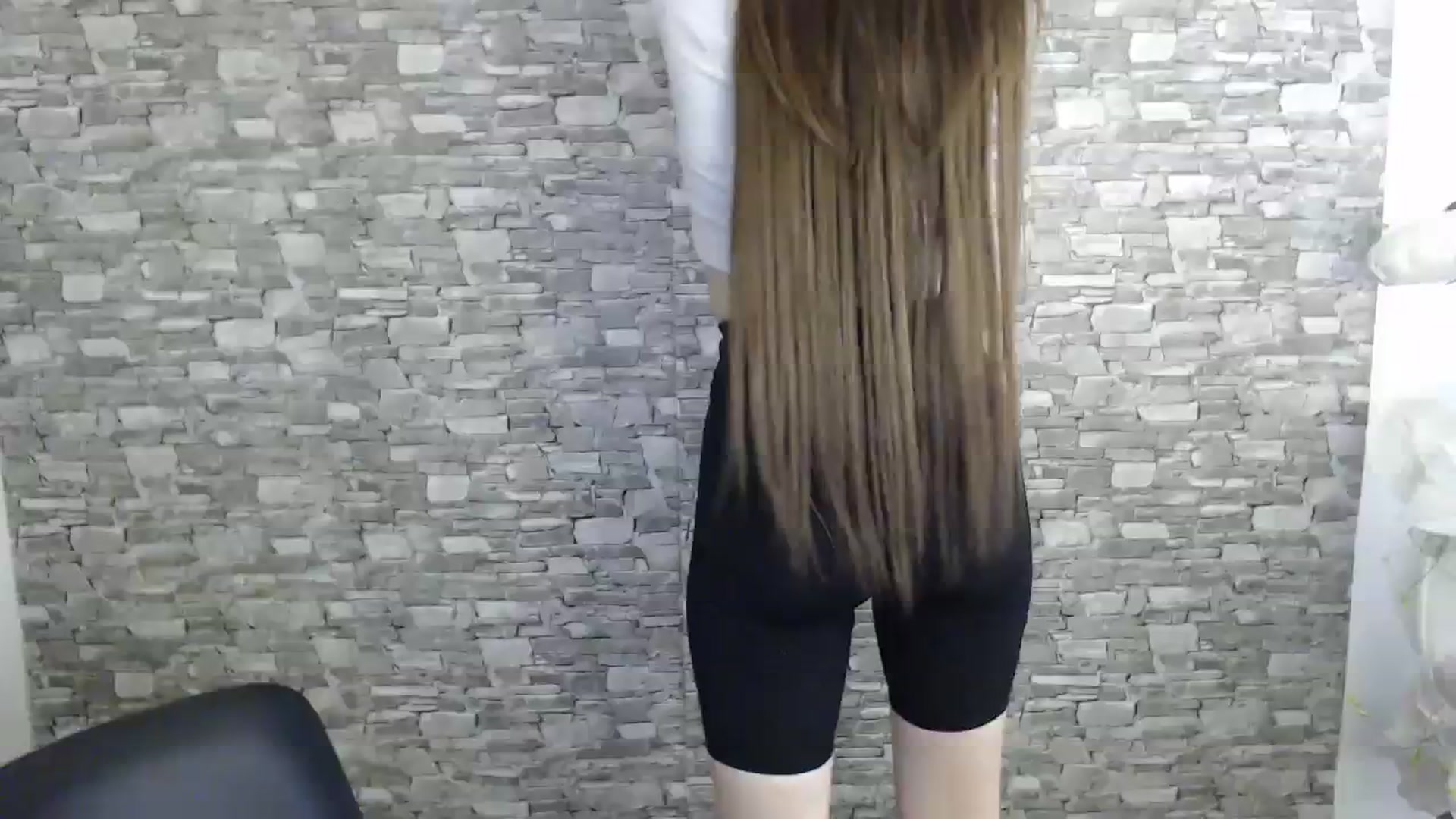 Gallery image thumbnail from Eva_Eldis's myfreecams stream on, 08/31/2023, 14:29 image 13 of 20