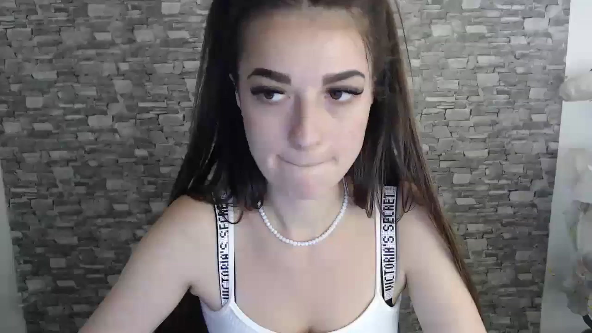 Gallery image thumbnail from Eva_Eldis's myfreecams stream on, 09/01/2023, 13:56 image 13 of 20