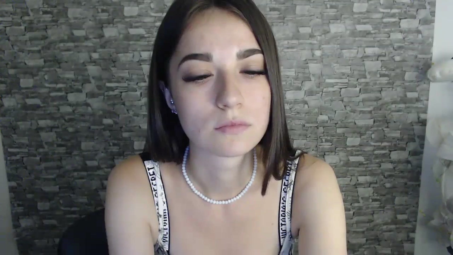 Gallery image thumbnail from Eva_Eldis's myfreecams stream on, 09/02/2023, 15:45 image 12 of 20
