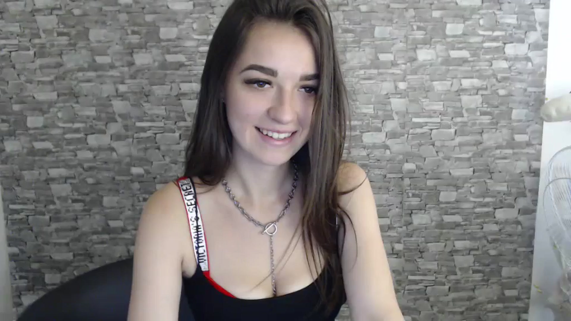 Gallery image thumbnail from Eva_Eldis's myfreecams stream on, 09/05/2023, 12:34 image 1 of 20