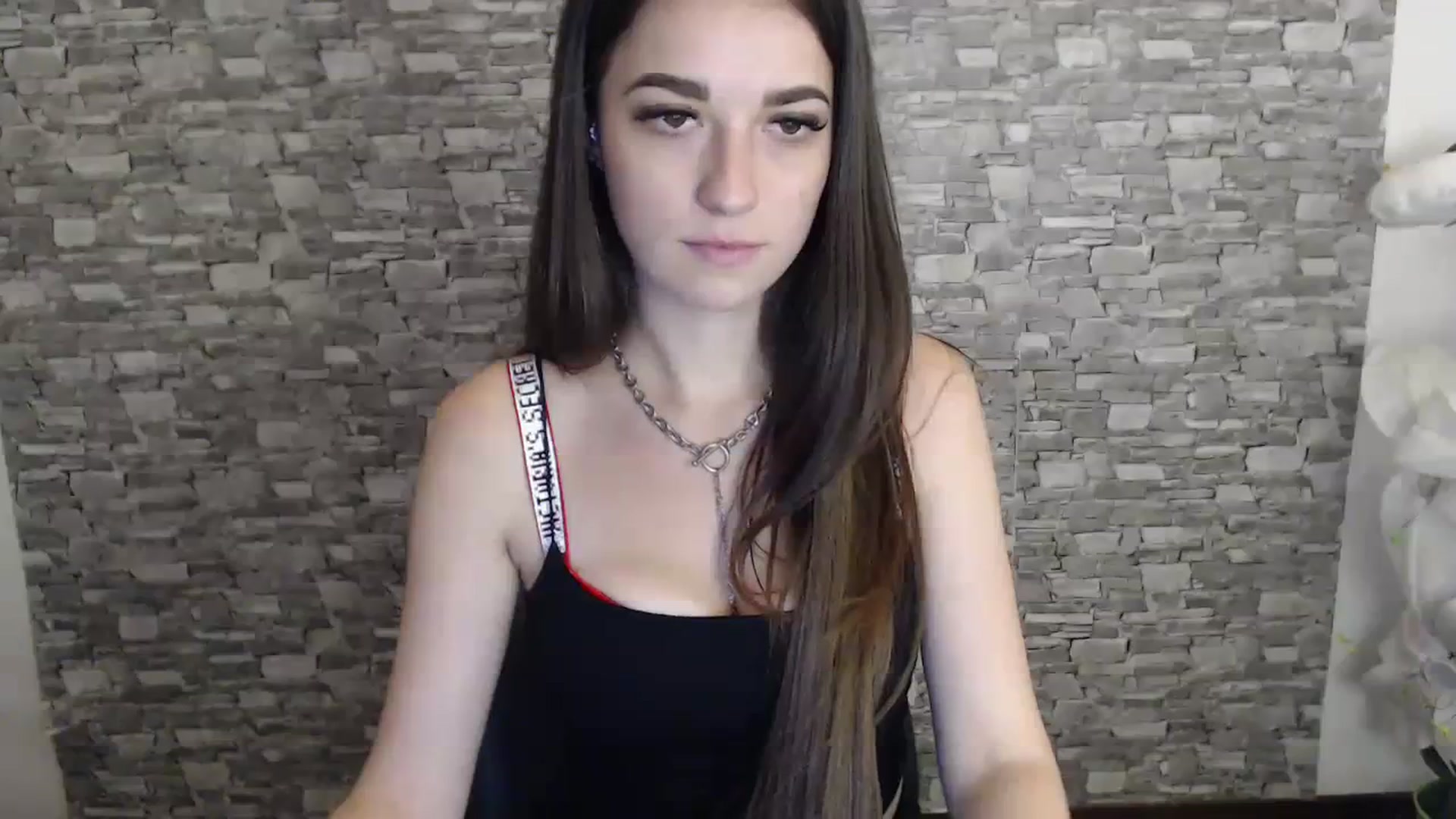Gallery image thumbnail from Eva_Eldis's myfreecams stream on, 09/05/2023, 16:01 image 10 of 20