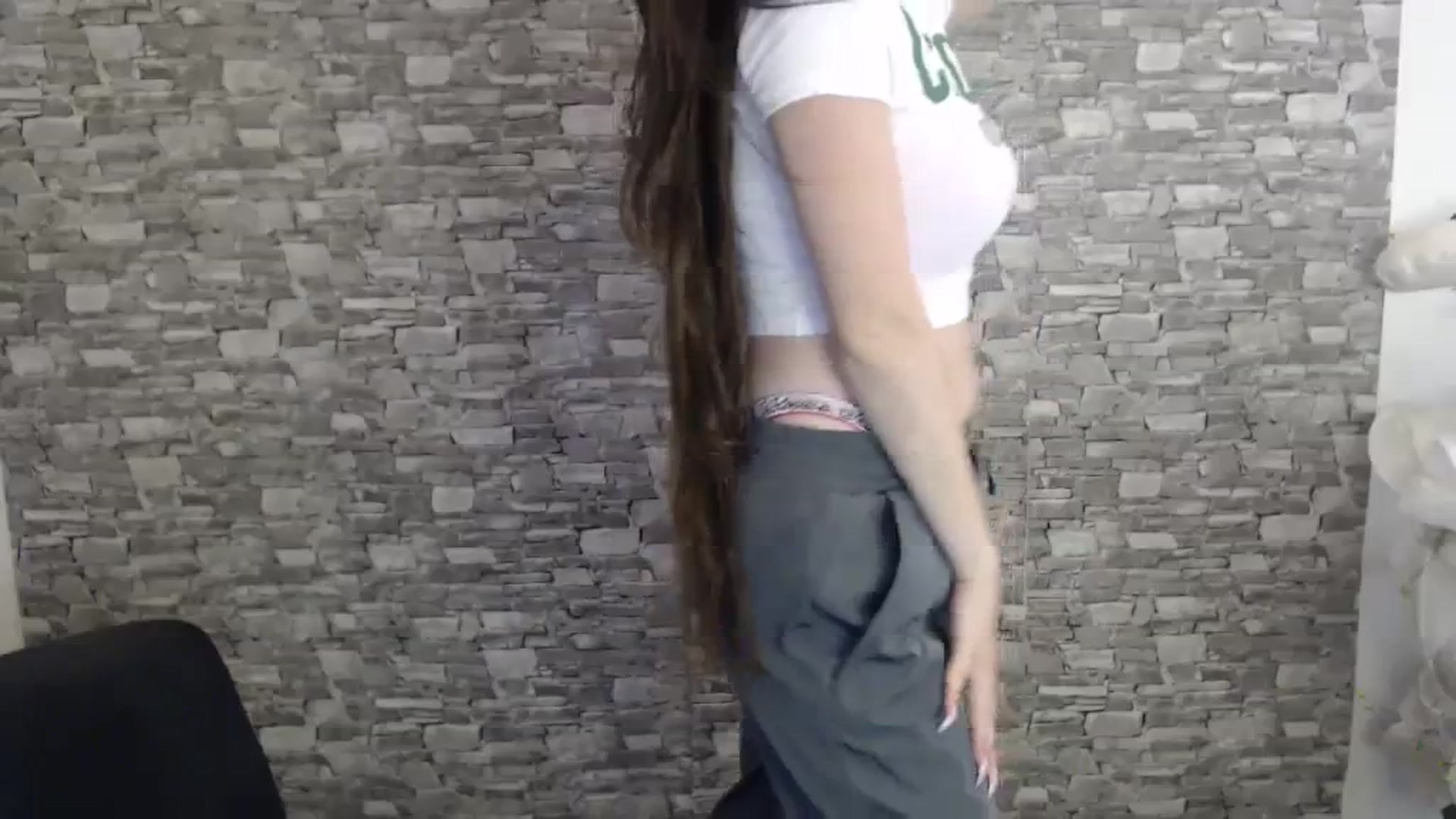 Gallery image thumbnail from Eva_Eldis's myfreecams stream on, 09/06/2023, 13:03 image 11 of 20