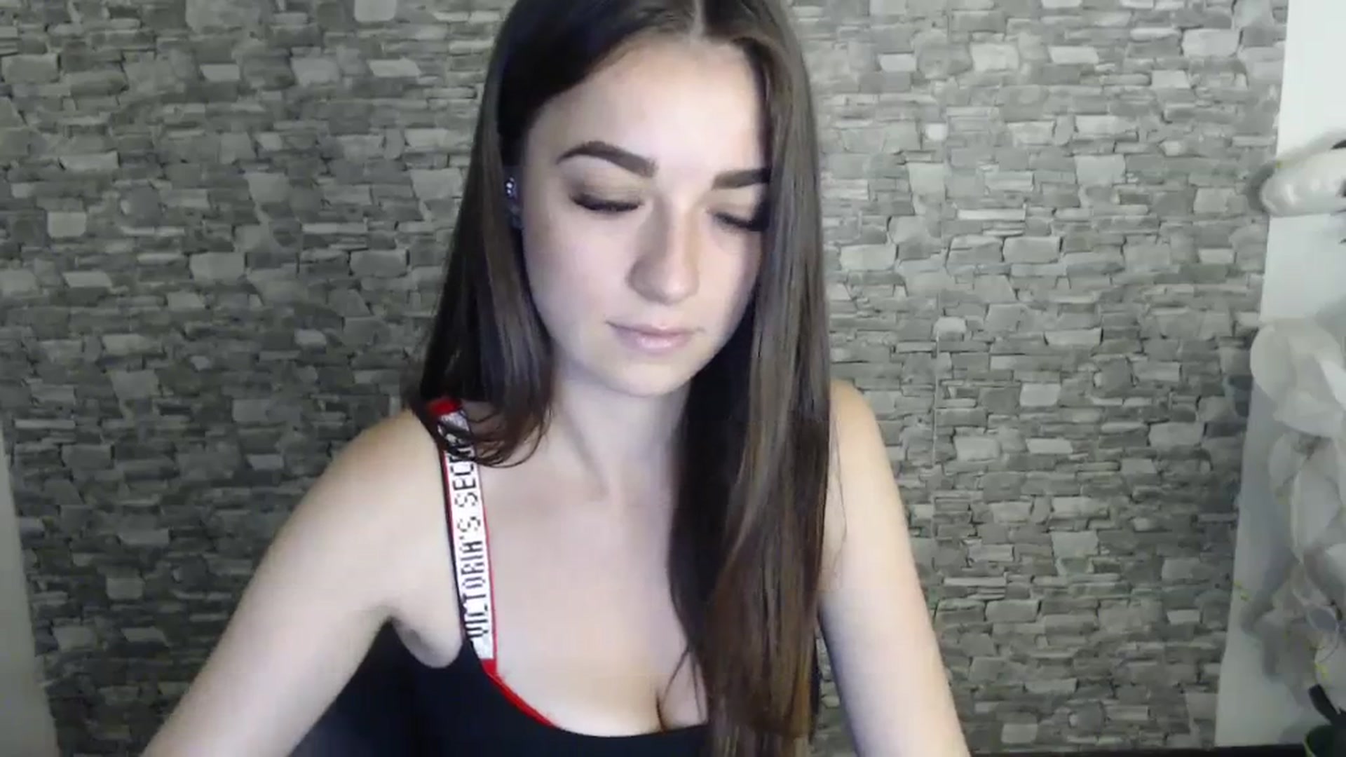 Gallery image thumbnail from Eva_Eldis's myfreecams stream on, 09/09/2023, 16:14 image 15 of 20