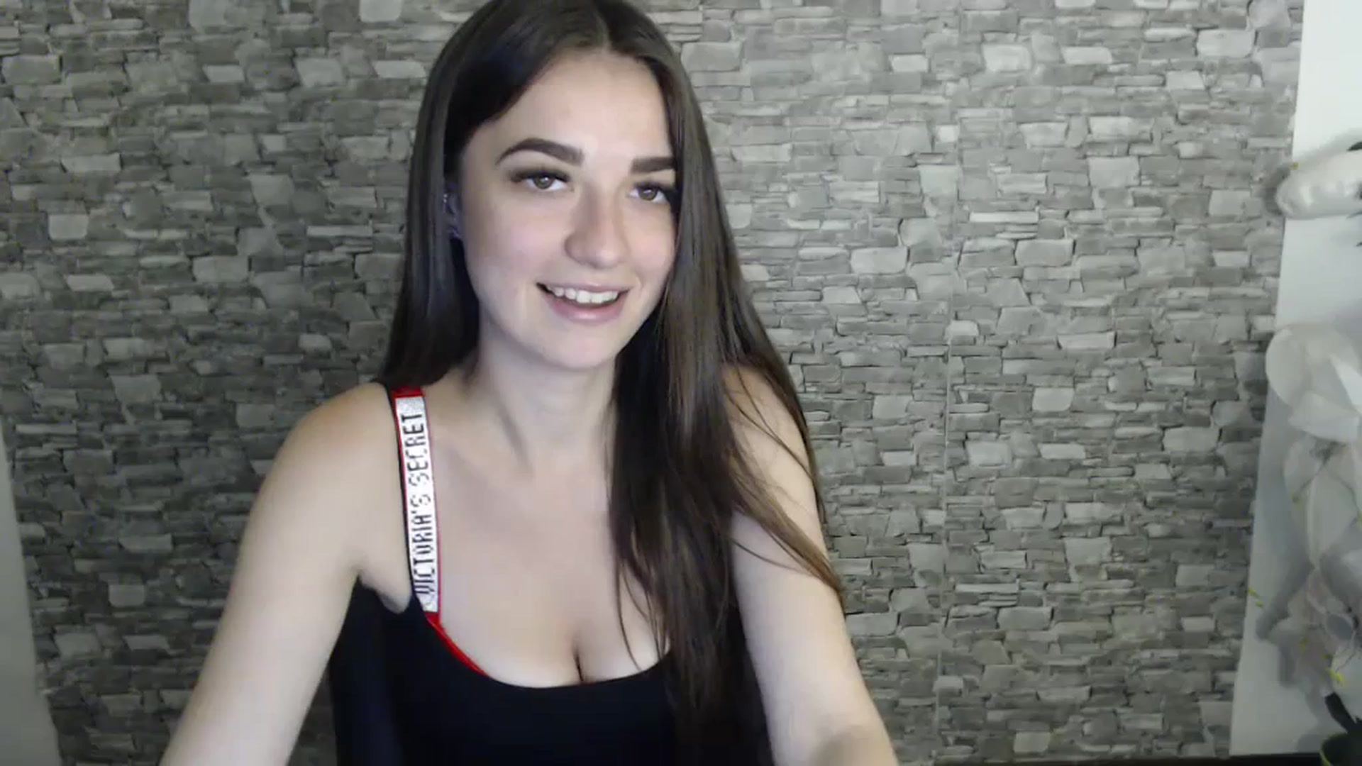 Gallery image thumbnail from Eva_Eldis's myfreecams stream on, 09/09/2023, 16:14 image 9 of 20