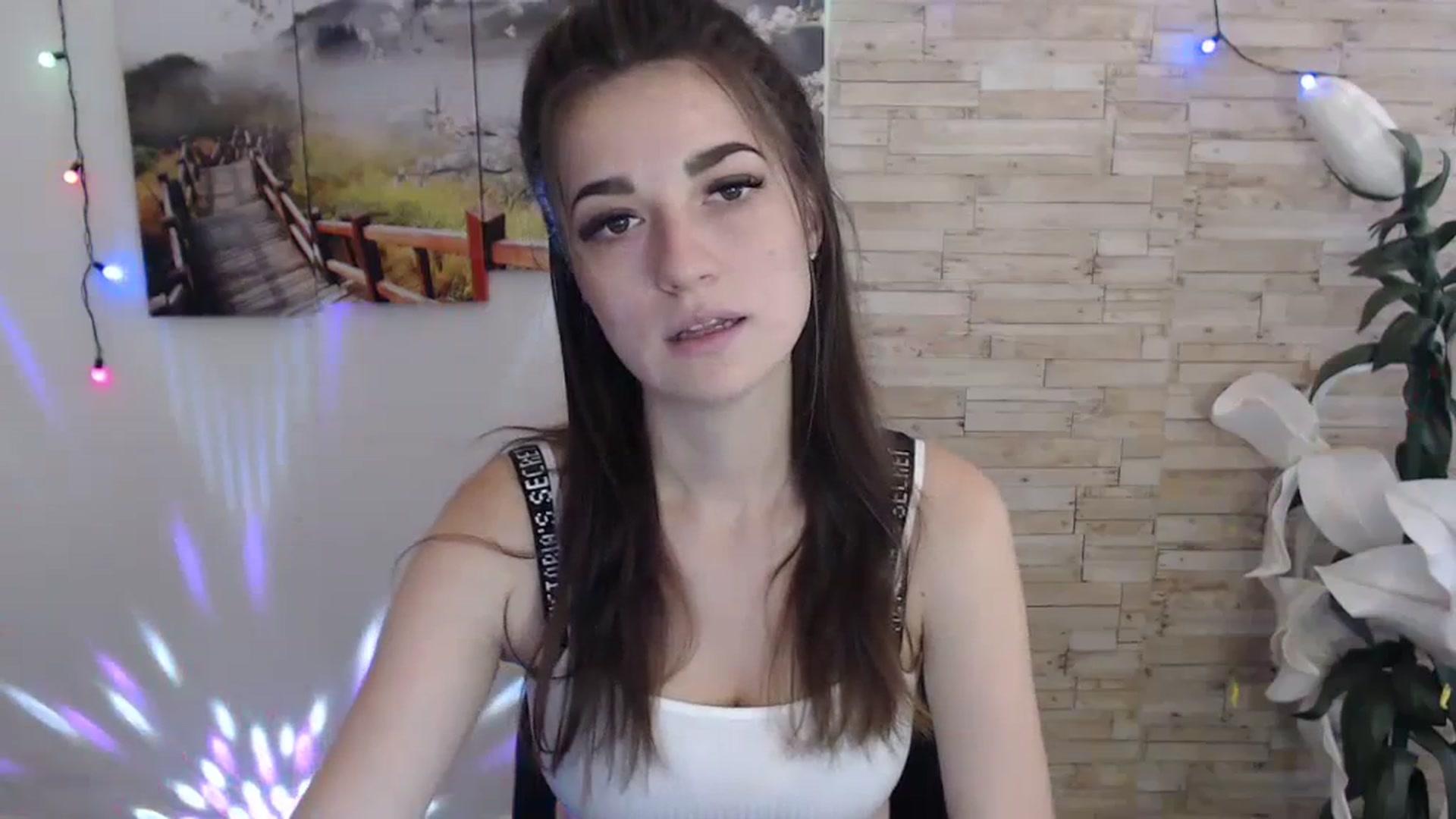 Gallery image thumbnail from Eva_Eldis's myfreecams stream on, 09/25/2023, 13:20 image 2 of 20