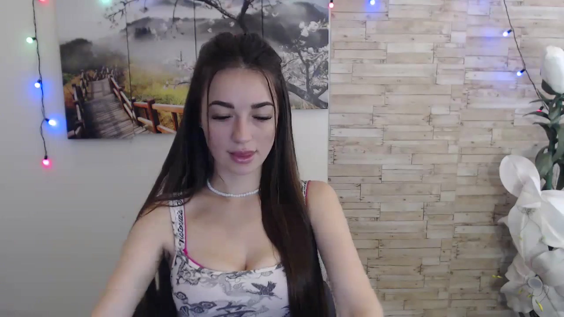 Gallery image thumbnail from Eva_Eldis's myfreecams stream on, 10/09/2023, 10:57 image 15 of 20