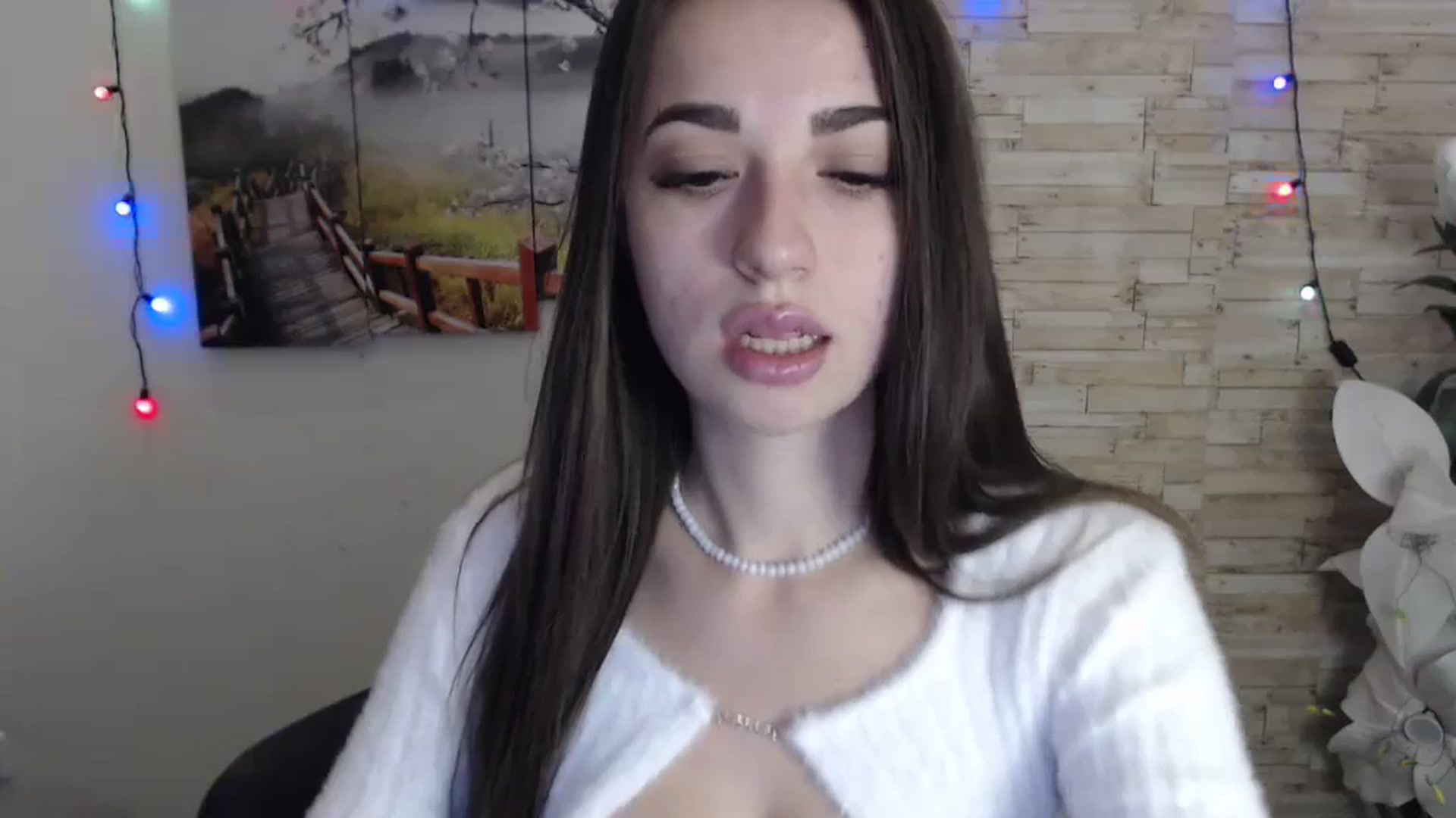 Gallery image thumbnail from Eva_Eldis's myfreecams stream on, 10/11/2023, 15:31 image 11 of 20