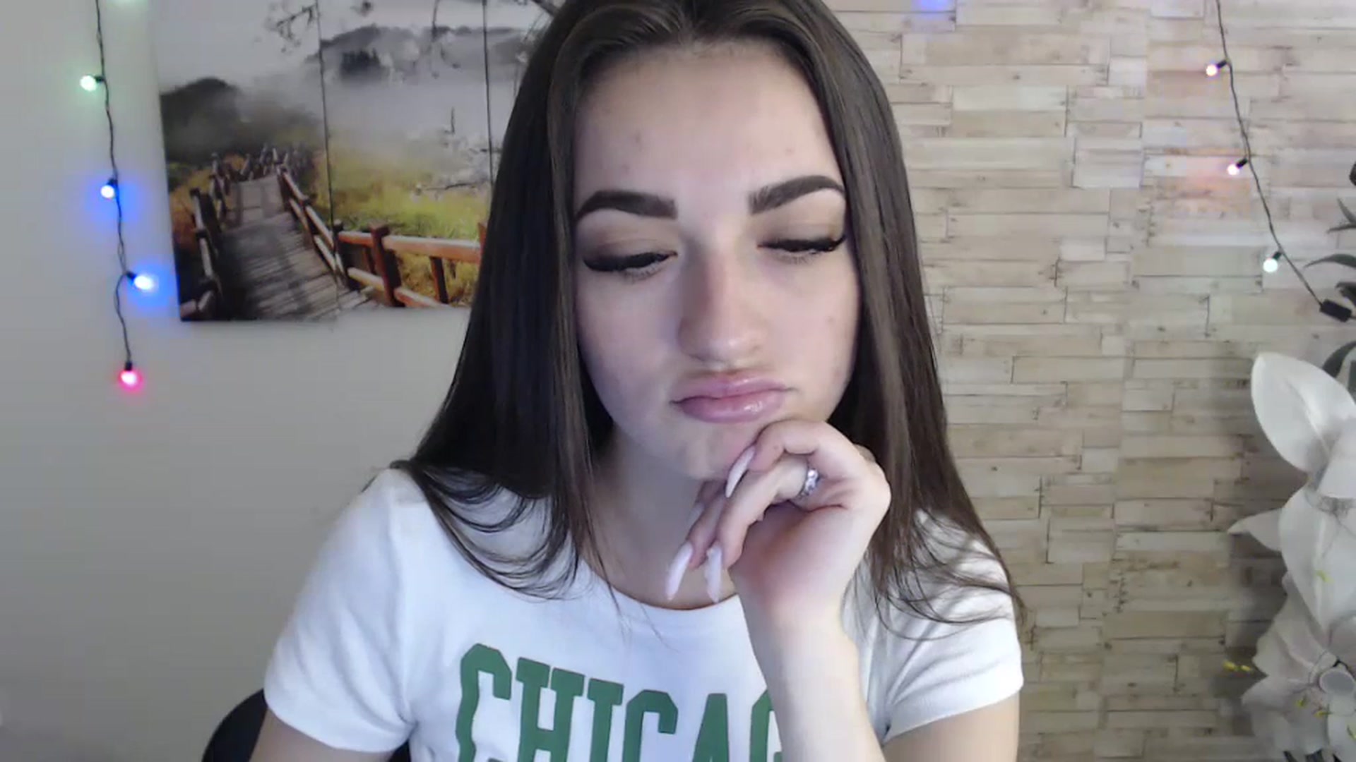 Gallery image thumbnail from Eva_Eldis's myfreecams stream on, 10/19/2023, 12:33 image 15 of 20