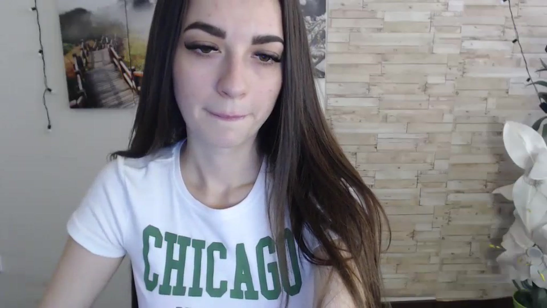 Gallery image thumbnail from Eva_Eldis's myfreecams stream on, 10/19/2023, 12:33 image 5 of 20