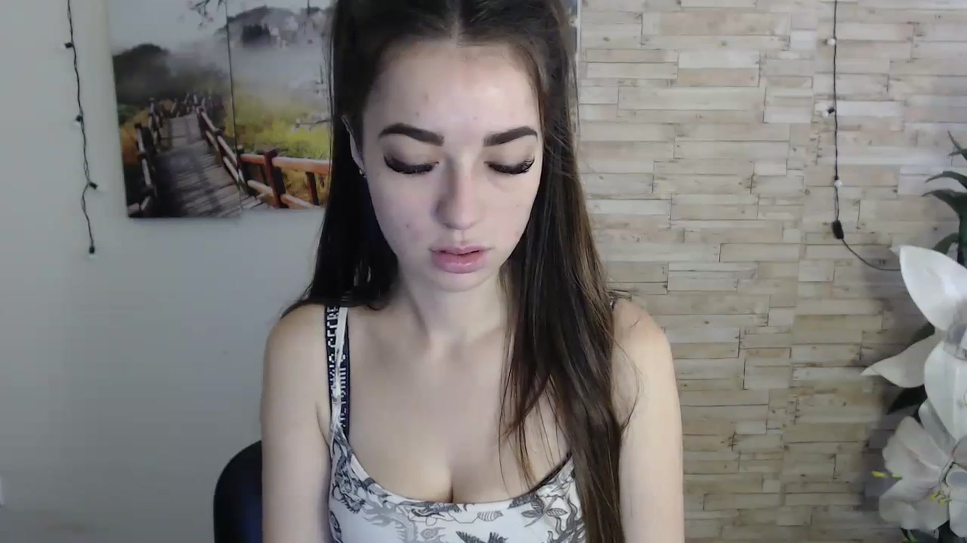 Gallery image thumbnail from Eva_Eldis's myfreecams stream on, 10/20/2023, 10:09 image 18 of 20