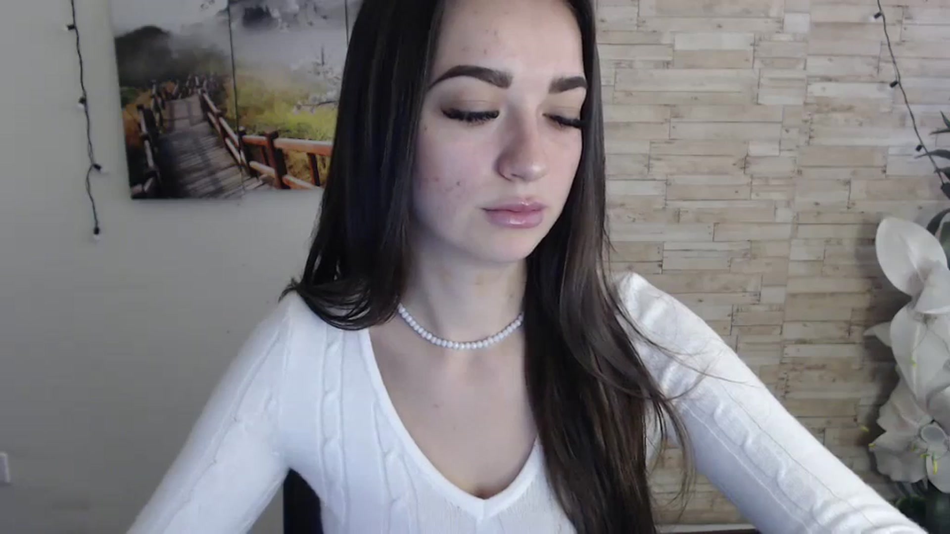 Gallery image thumbnail from Eva_Eldis's myfreecams stream on, 10/28/2023, 11:32 image 19 of 20