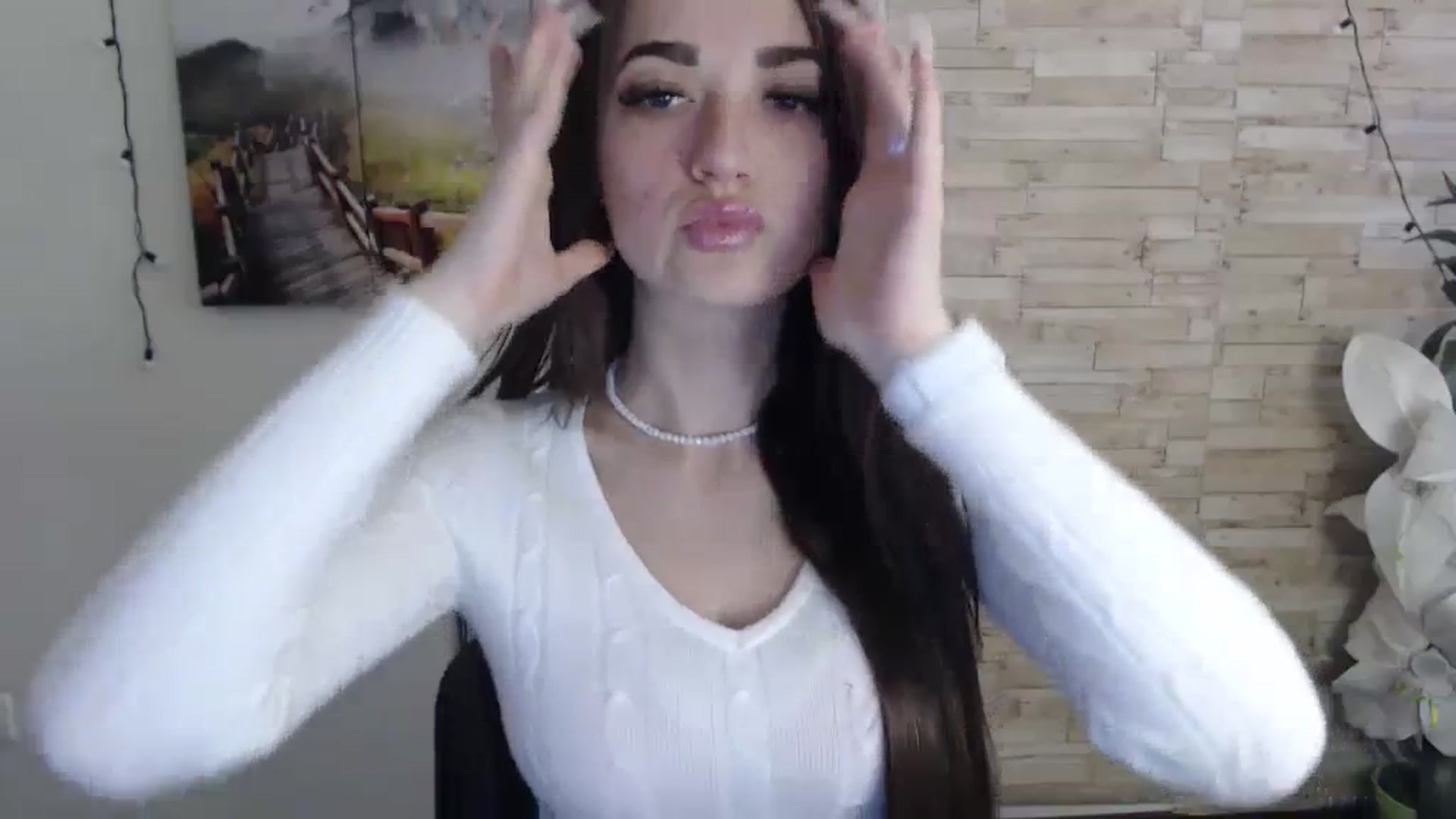 Gallery image thumbnail from Eva_Eldis's myfreecams stream on, 10/28/2023, 11:32 image 13 of 20