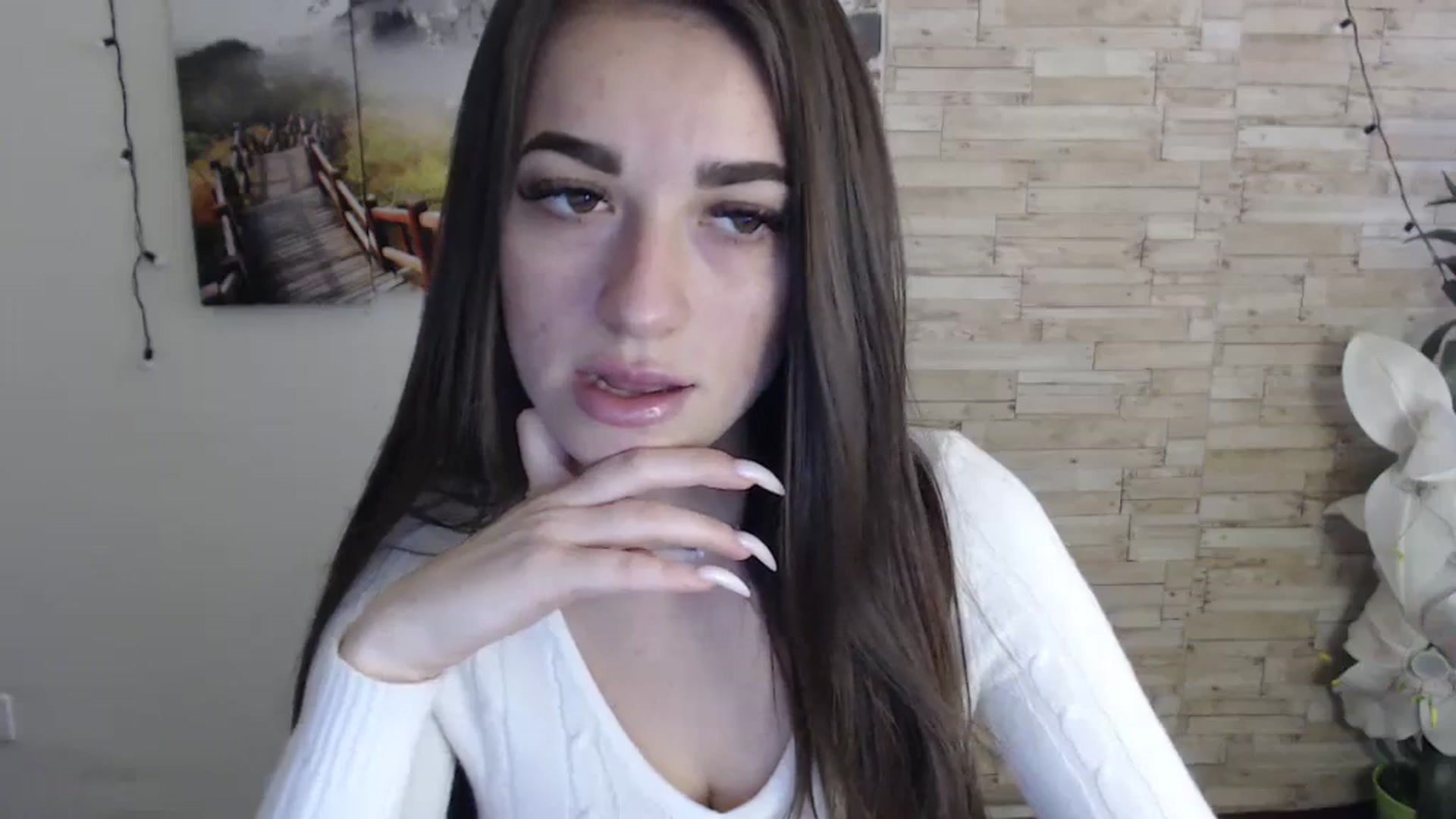 Gallery image thumbnail from Eva_Eldis's myfreecams stream on, 10/28/2023, 11:32 image 10 of 20