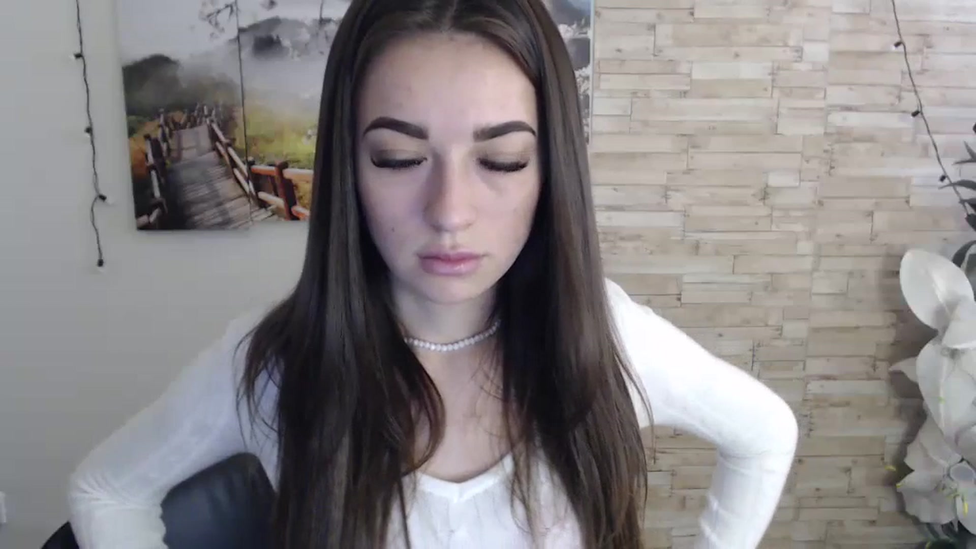Gallery image thumbnail from Eva_Eldis's myfreecams stream on, 10/28/2023, 11:57 image 16 of 20