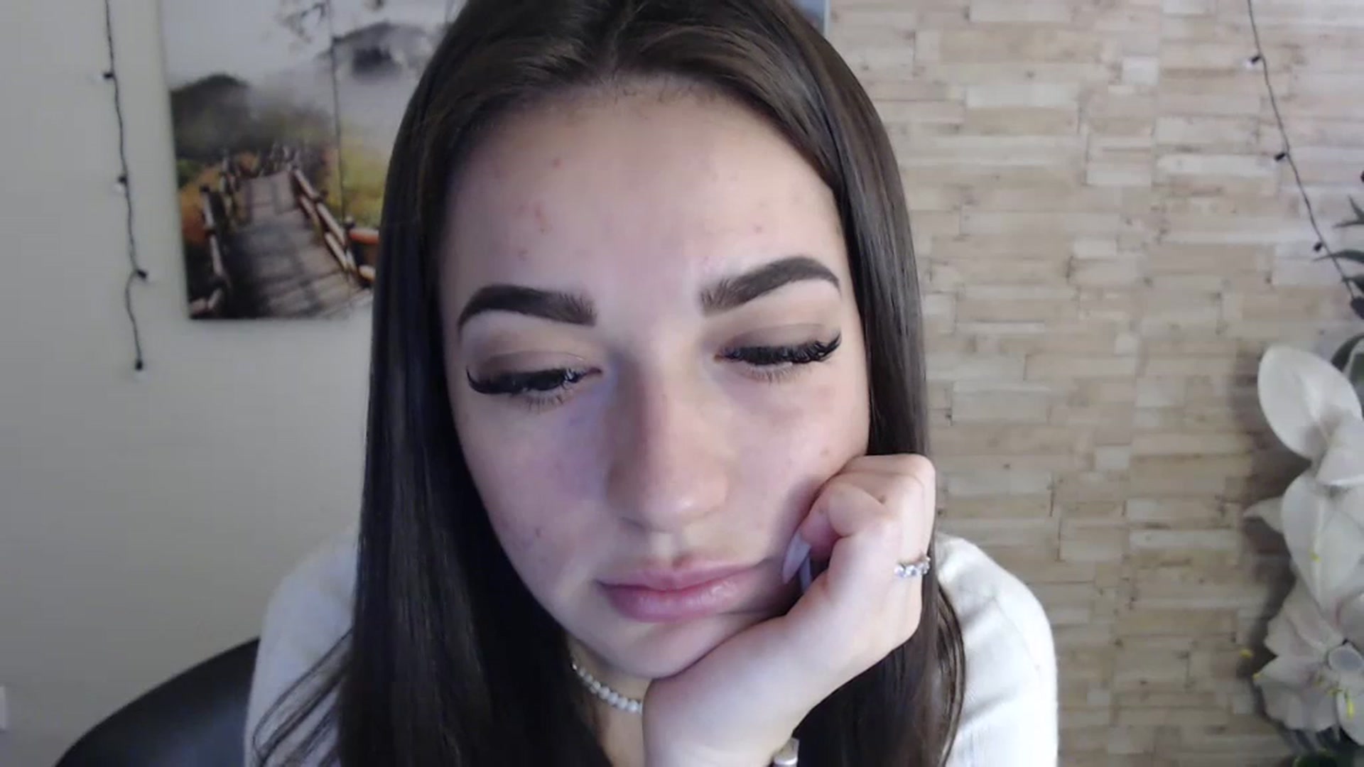 Gallery image thumbnail from Eva_Eldis's myfreecams stream on, 10/28/2023, 11:57 image 11 of 20