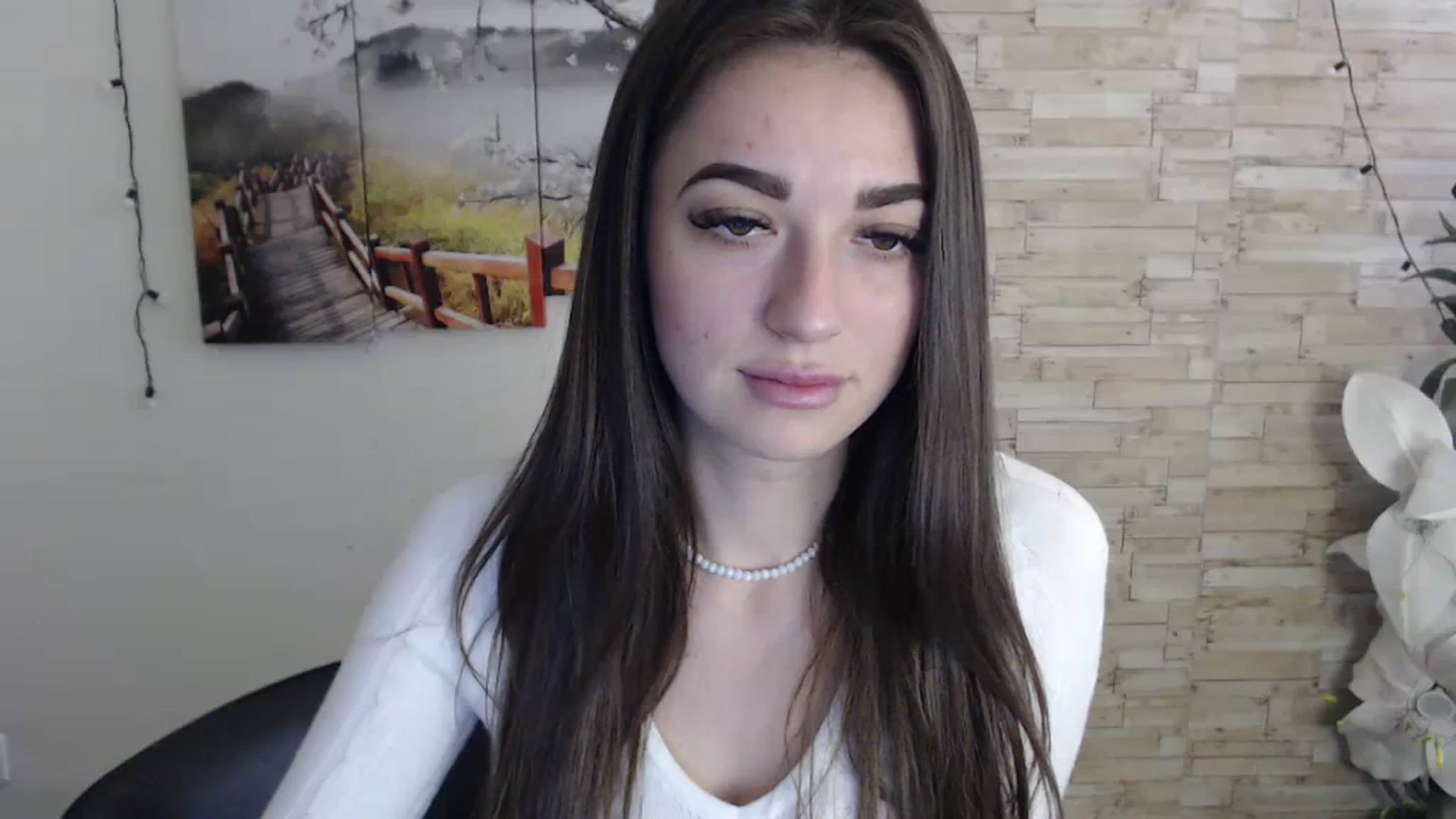 Gallery image thumbnail from Eva_Eldis's myfreecams stream on, 10/28/2023, 11:57 image 7 of 20