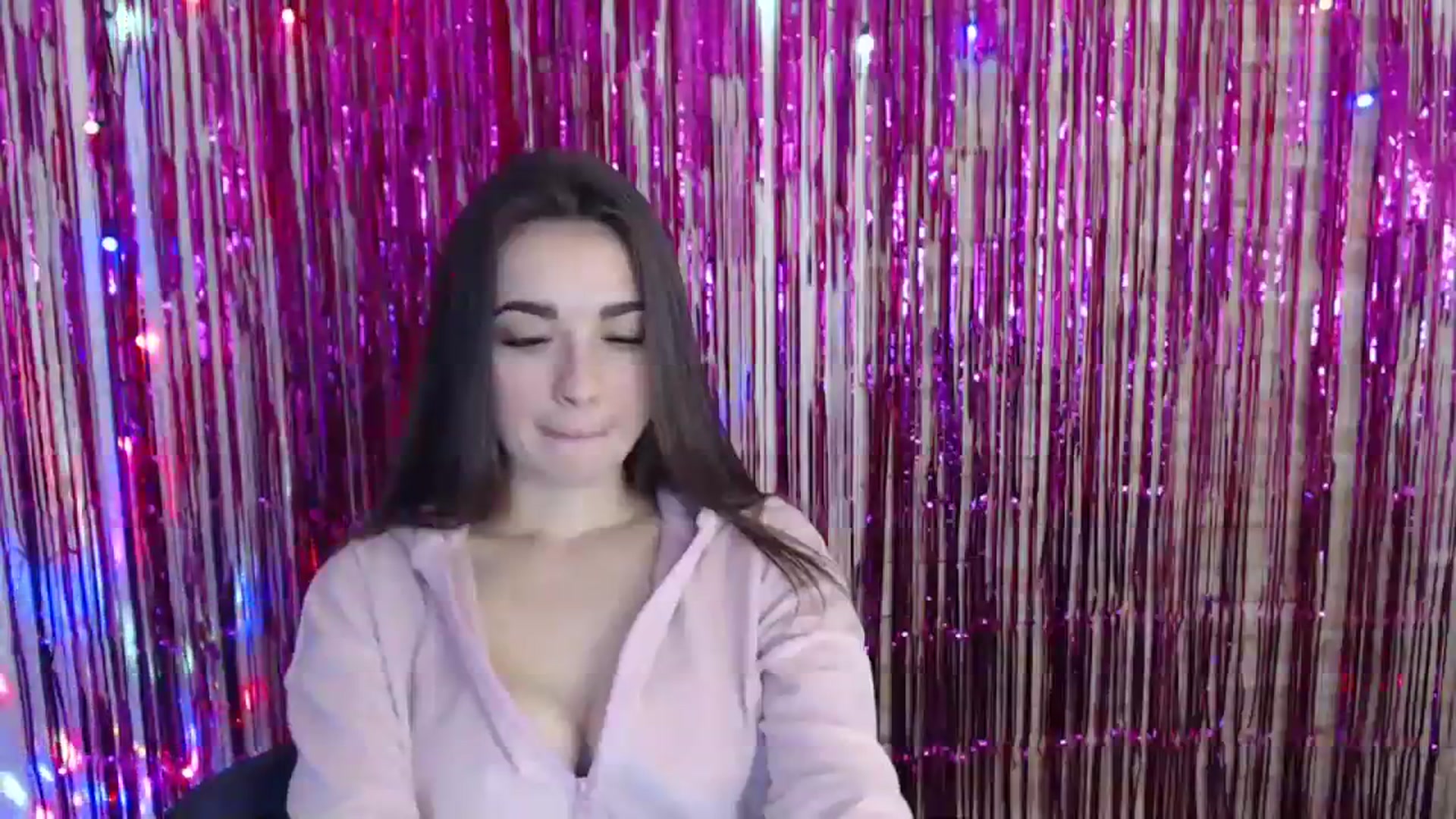 Gallery image thumbnail from Eva_Eldis's myfreecams stream on, 10/30/2023, 13:46 image 18 of 20