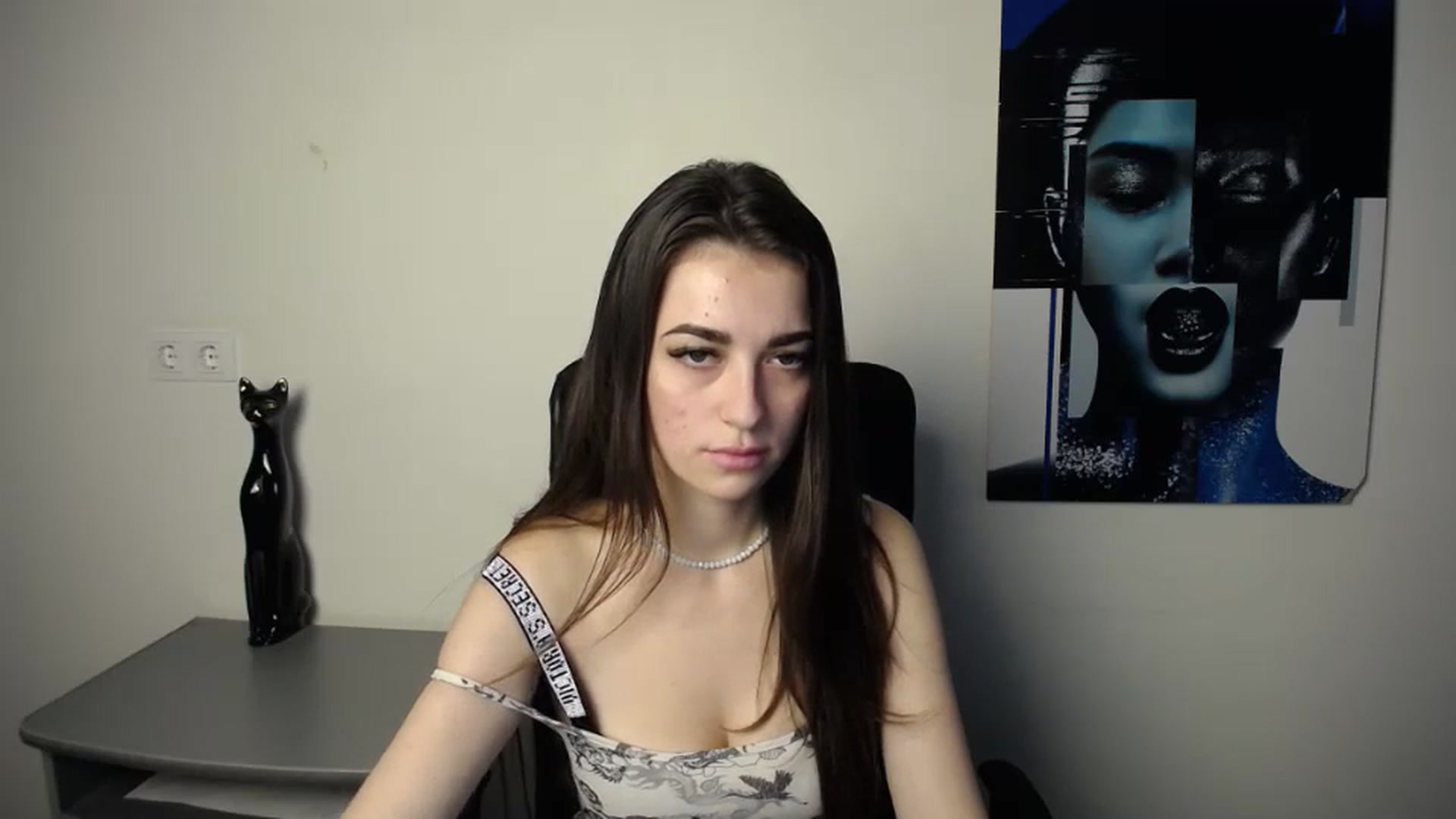 Gallery image thumbnail from Eva_Eldis's myfreecams stream on, 10/31/2023, 13:54 image 18 of 20