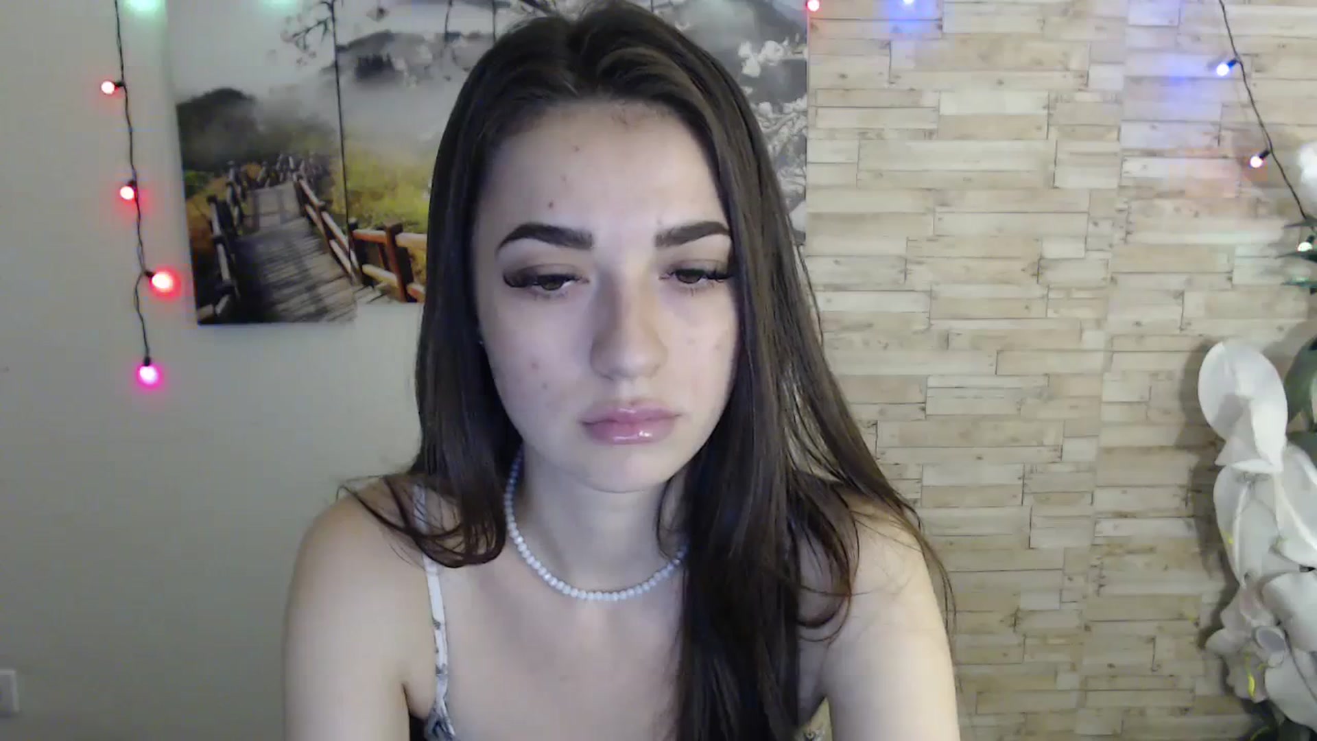 Gallery image thumbnail from Eva_Eldis's myfreecams stream on, 10/31/2023, 15:25 image 9 of 20