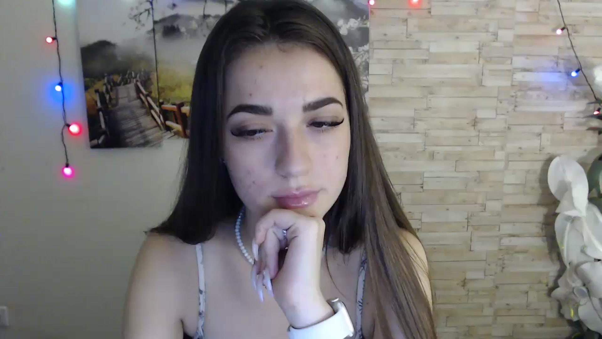 Gallery image thumbnail from Eva_Eldis's myfreecams stream on, 10/31/2023, 15:25 image 18 of 20