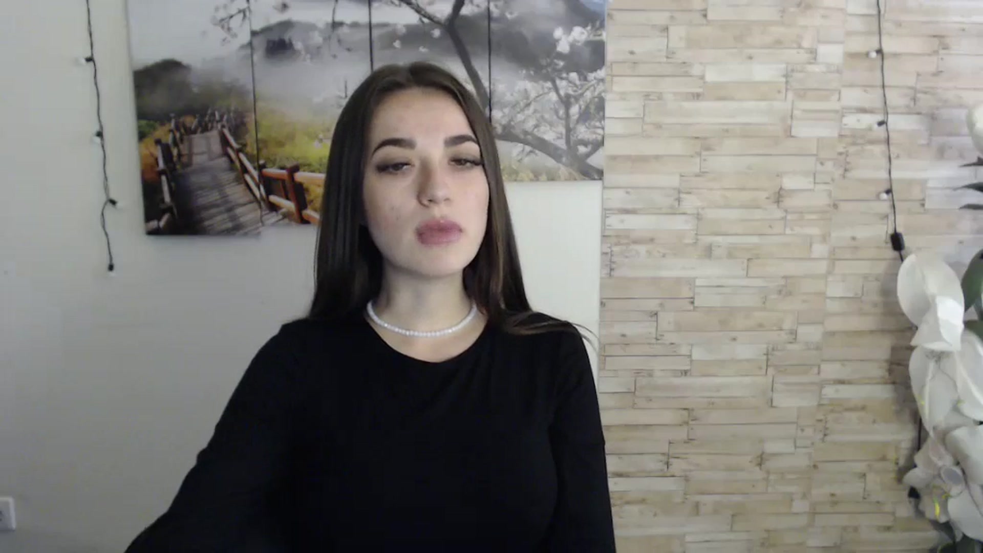 Gallery image thumbnail from Eva_Eldis's myfreecams stream on, 11/02/2023, 12:42 image 13 of 20