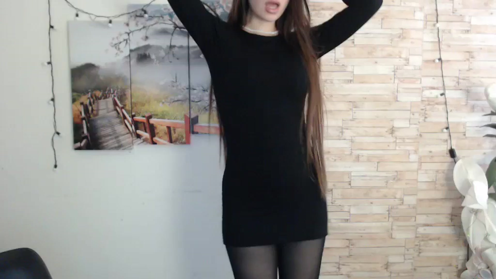 Gallery image thumbnail from Eva_Eldis's myfreecams stream on, 11/02/2023, 12:42 image 5 of 20