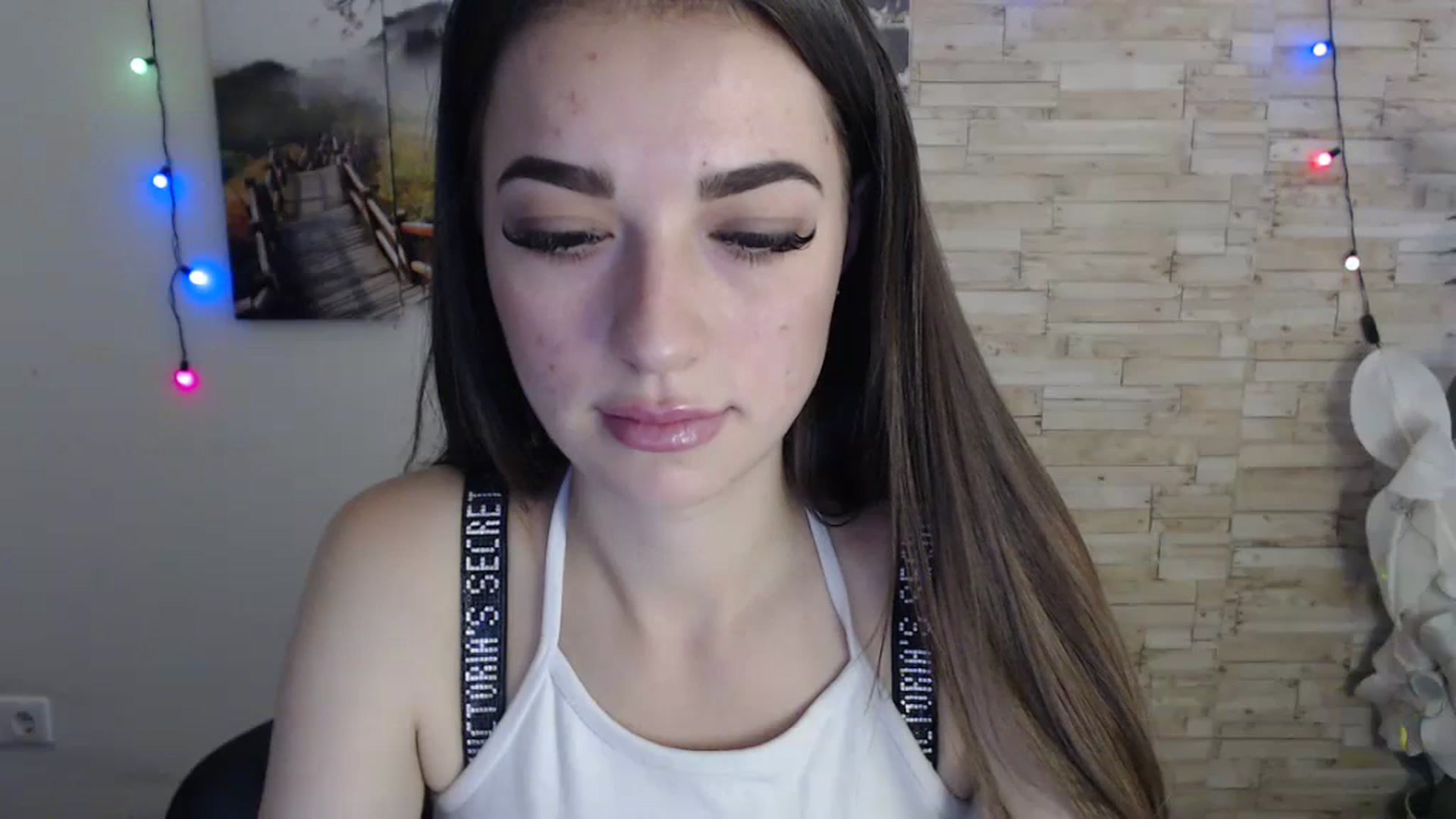 Gallery image thumbnail from Eva_Eldis's myfreecams stream on, 11/03/2023, 13:19 image 7 of 20