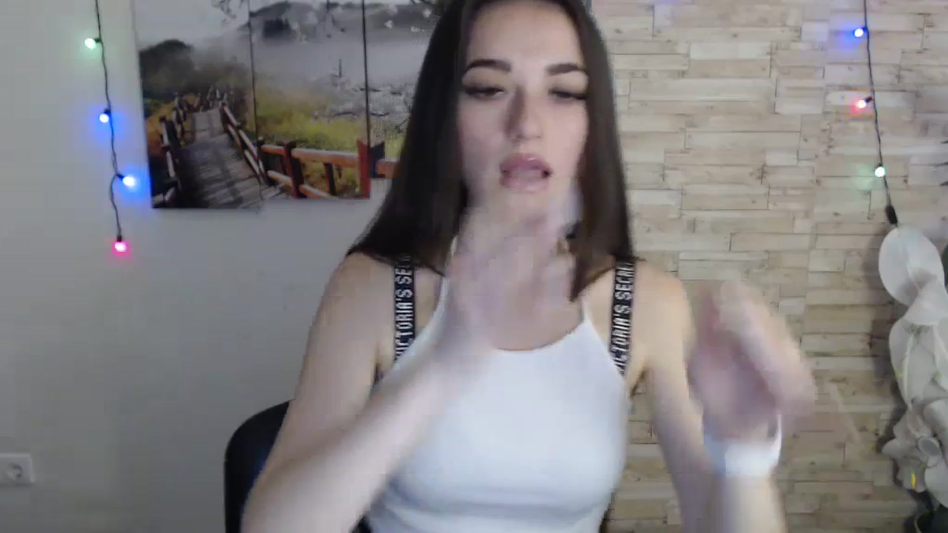 Gallery image thumbnail from Eva_Eldis's myfreecams stream on, 11/03/2023, 13:19 image 12 of 20