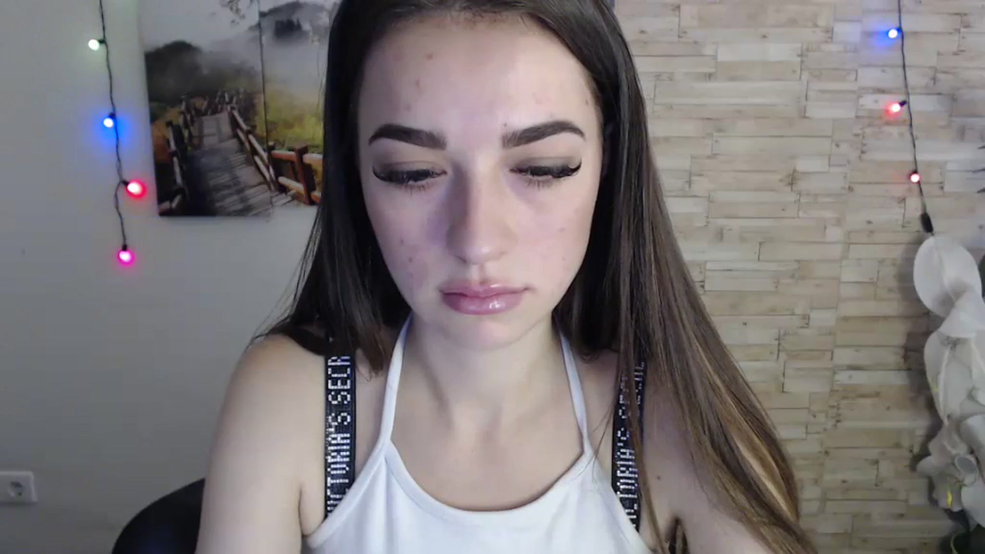 Gallery image thumbnail from Eva_Eldis's myfreecams stream on, 11/03/2023, 13:19 image 8 of 20