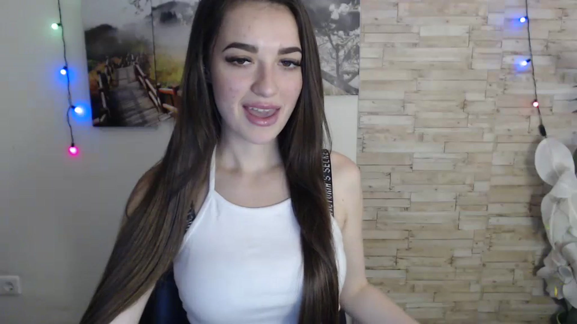 Gallery image thumbnail from Eva_Eldis's myfreecams stream on, 11/03/2023, 13:19 image 13 of 20
