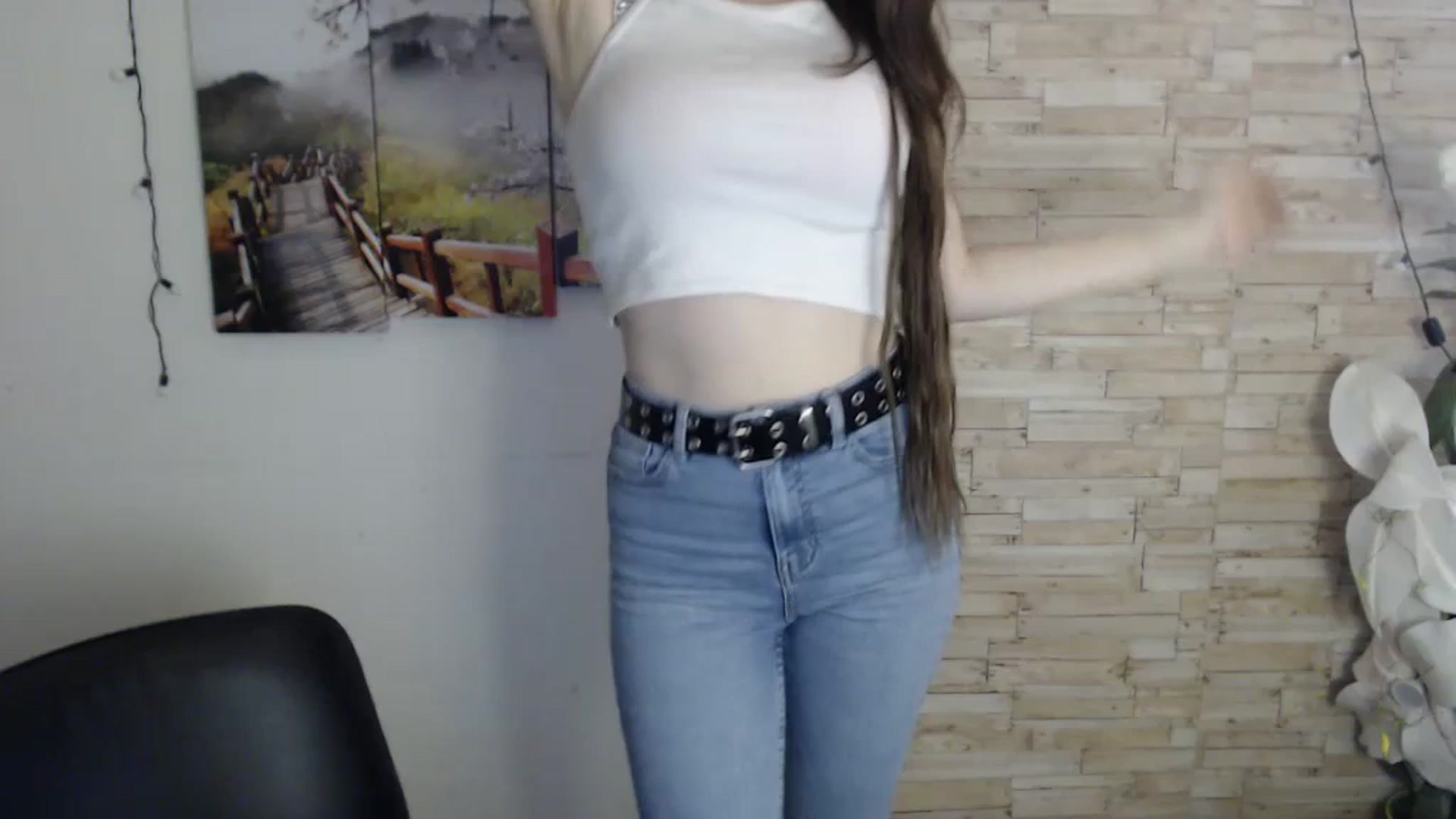 Gallery image thumbnail from Eva_Eldis's myfreecams stream on, 11/04/2023, 13:07 image 1 of 20