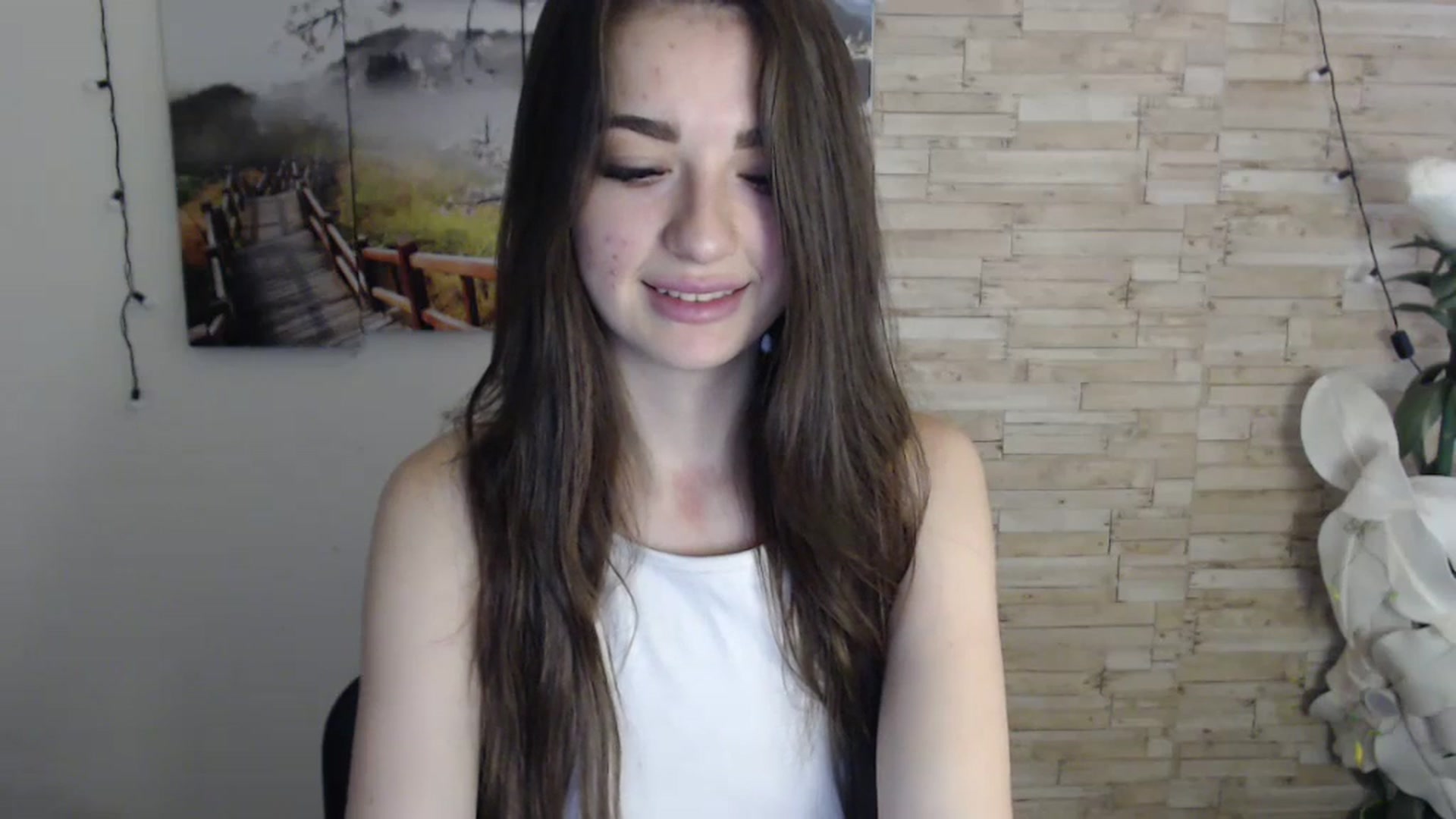 Gallery image thumbnail from Eva_Eldis's myfreecams stream on, 11/04/2023, 13:07 image 3 of 20