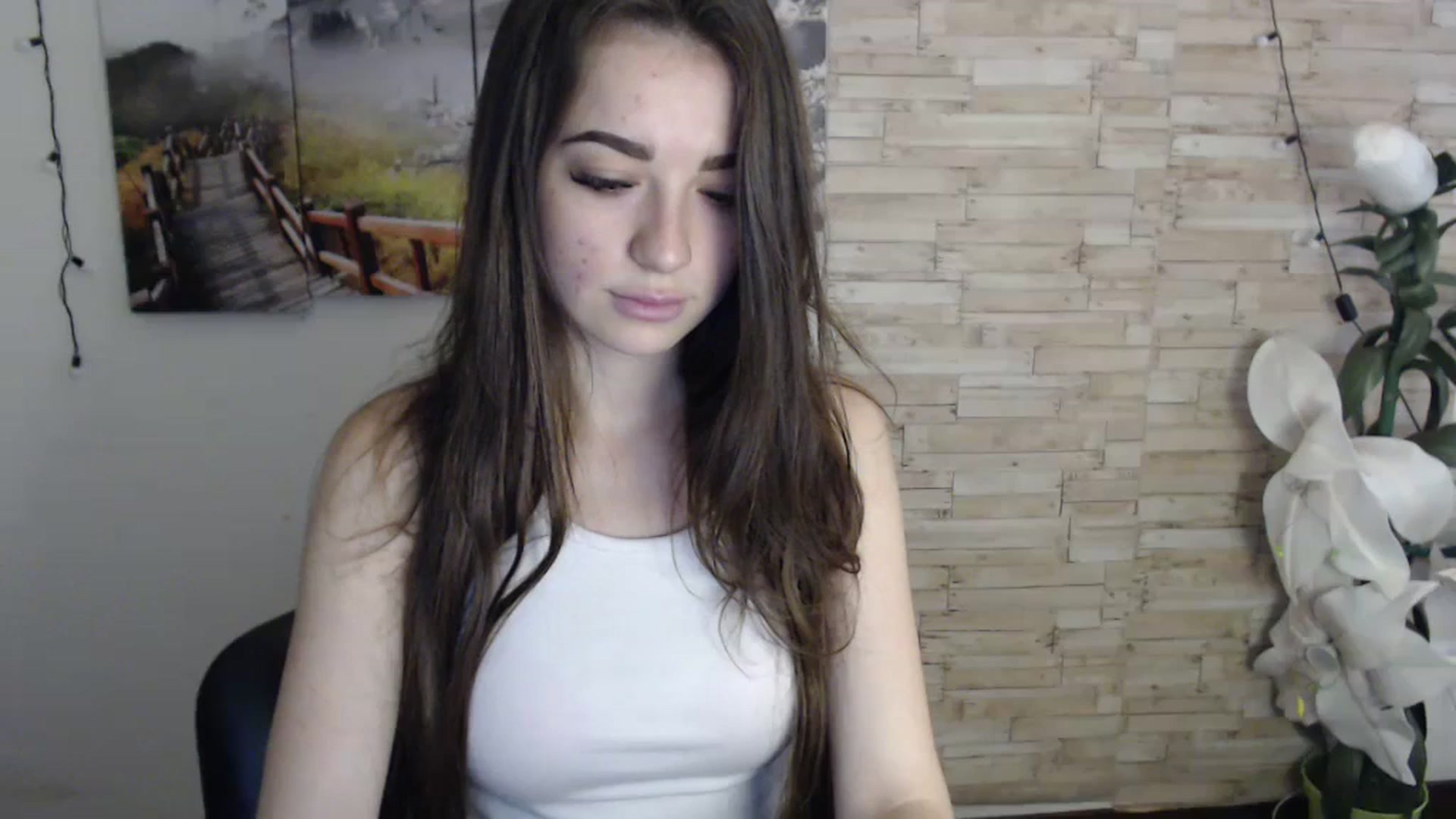 Gallery image thumbnail from Eva_Eldis's myfreecams stream on, 11/04/2023, 13:07 image 2 of 20
