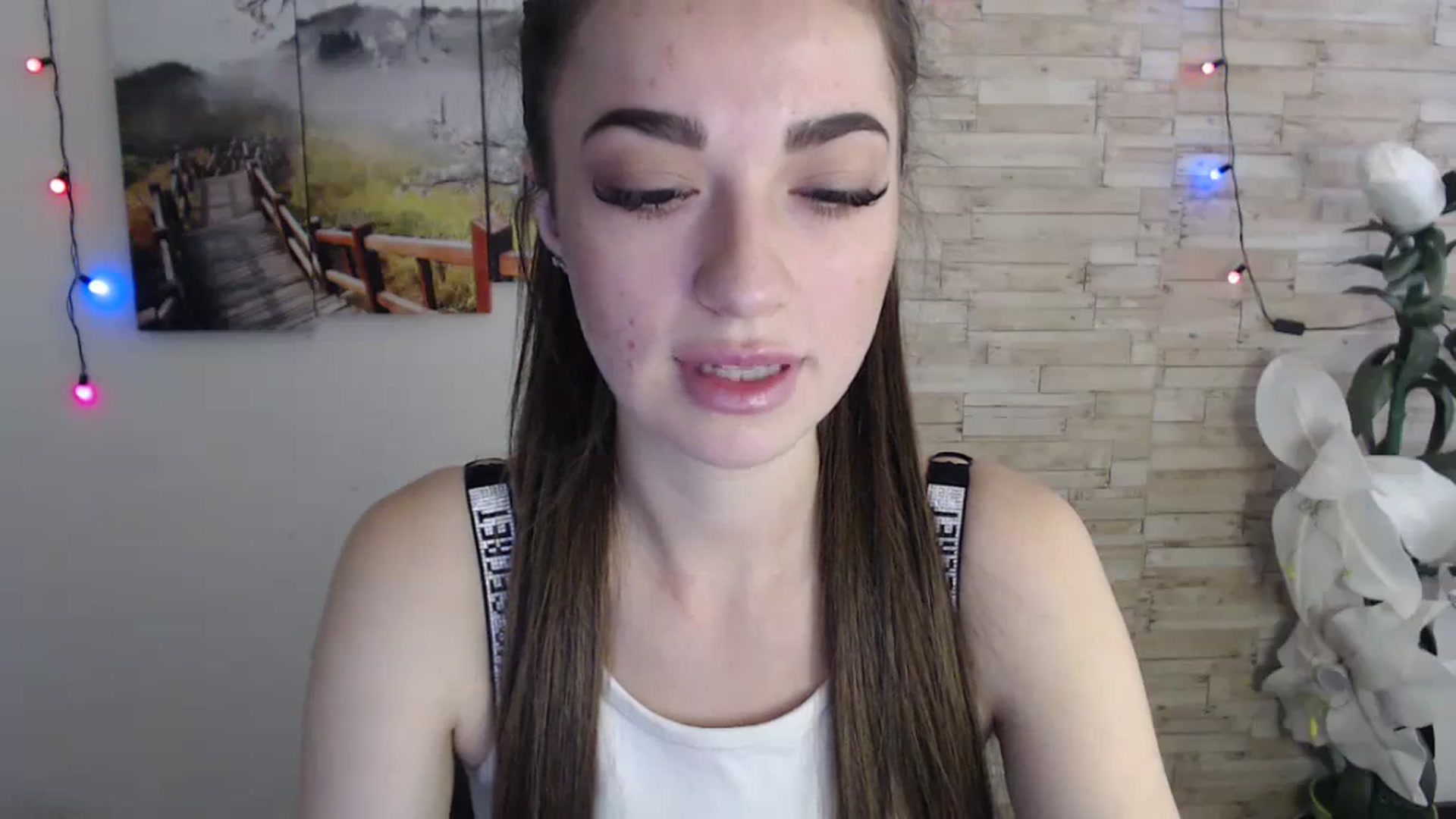 Gallery image thumbnail from Eva_Eldis's myfreecams stream on, 11/06/2023, 11:36 image 15 of 20