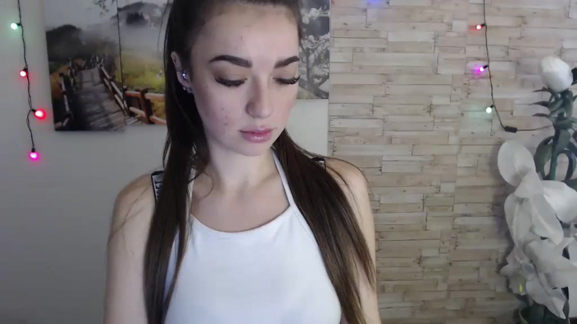 Gallery image thumbnail from Eva_Eldis's myfreecams stream on, 11/06/2023, 11:36 image 11 of 20
