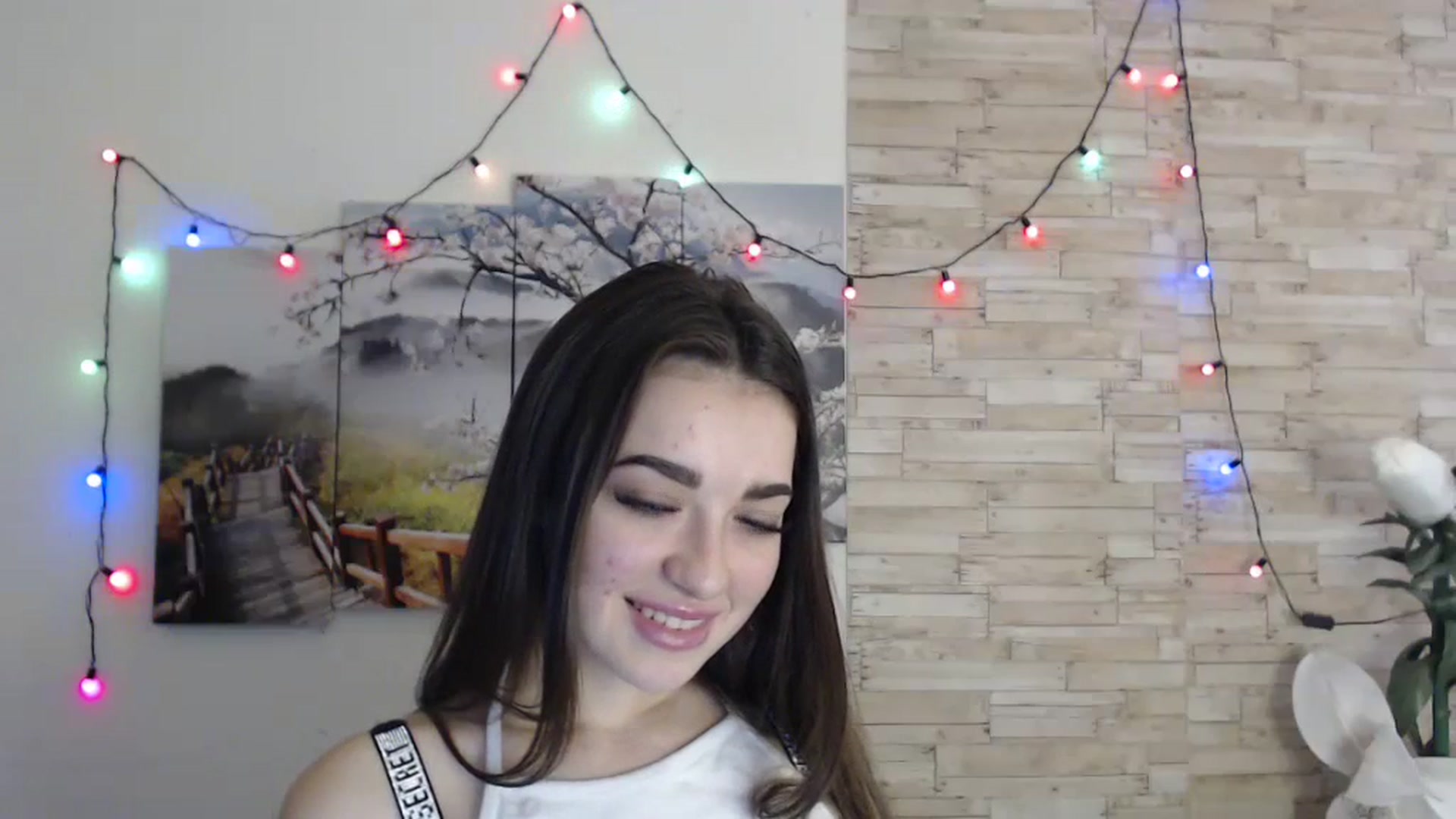 Gallery image thumbnail from Eva_Eldis's myfreecams stream on, 11/06/2023, 13:33 image 11 of 20