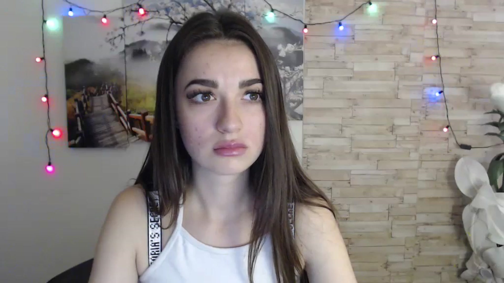 Gallery image thumbnail from Eva_Eldis's myfreecams stream on, 11/06/2023, 13:33 image 14 of 20