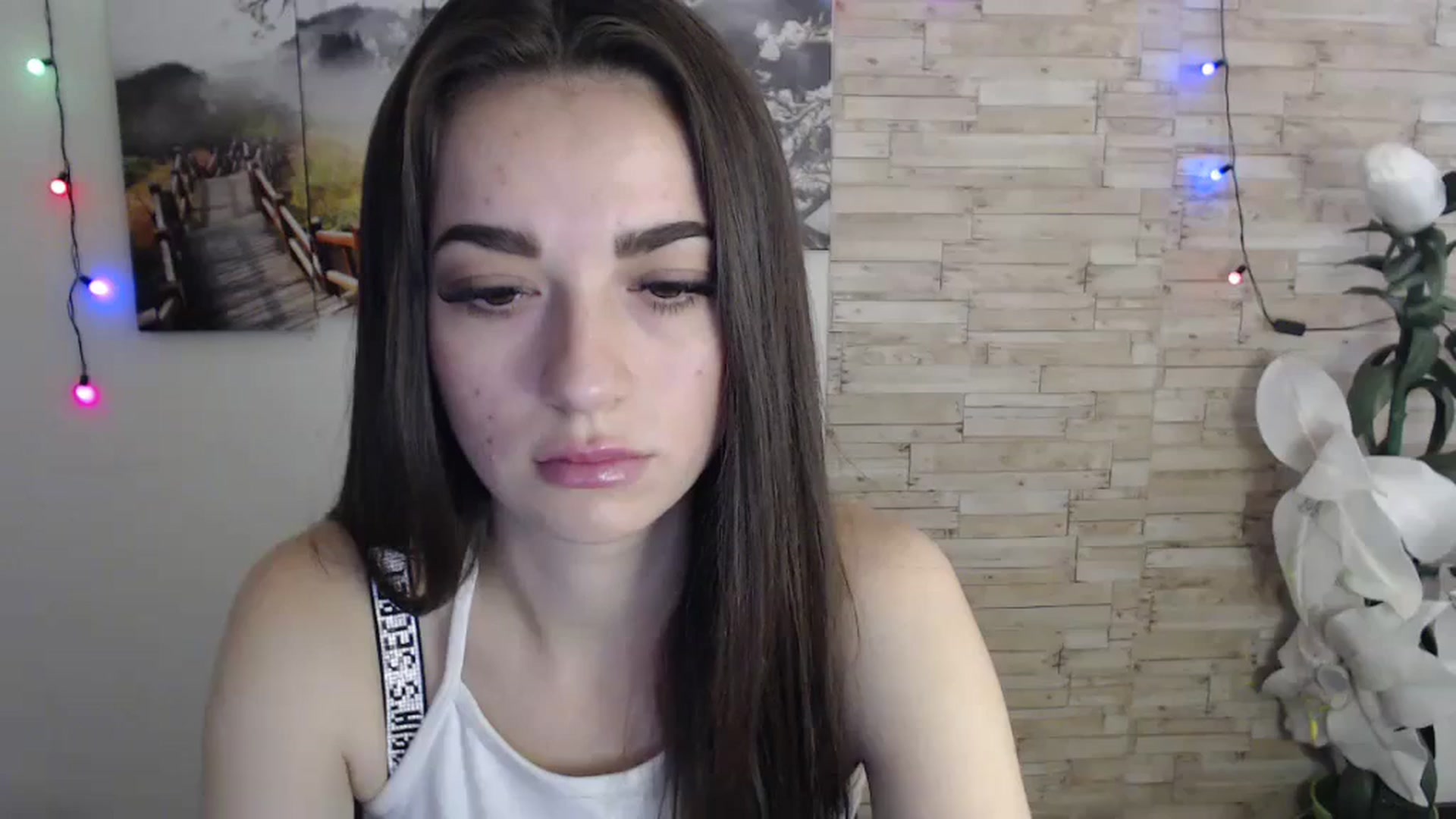 Gallery image thumbnail from Eva_Eldis's myfreecams stream on, 11/06/2023, 13:33 image 4 of 20