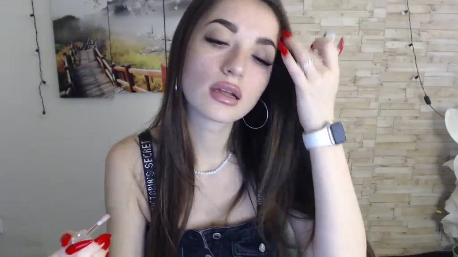 Gallery image thumbnail from Eva_Eldis's myfreecams stream on, 11/11/2023, 14:13 image 6 of 20