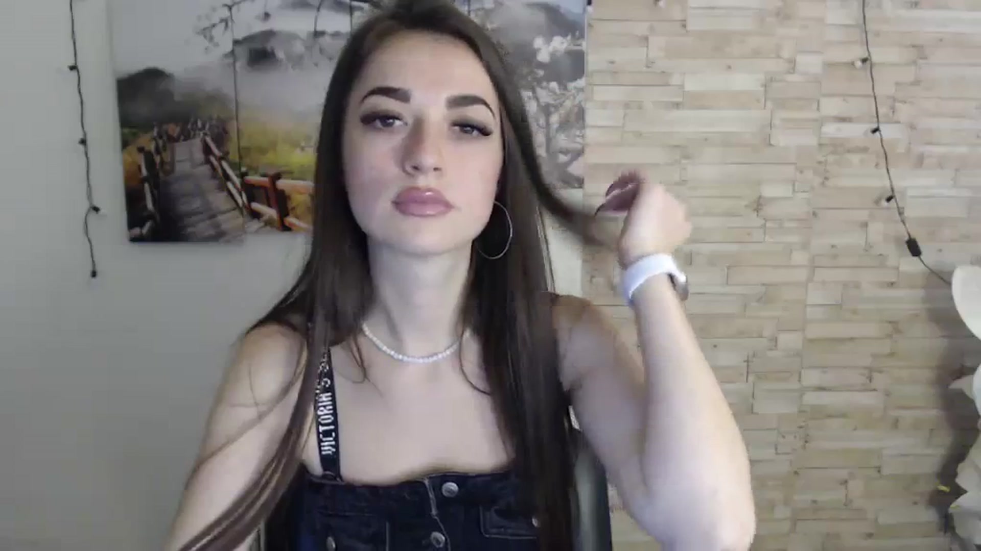 Gallery image thumbnail from Eva_Eldis's myfreecams stream on, 11/11/2023, 14:13 image 12 of 20