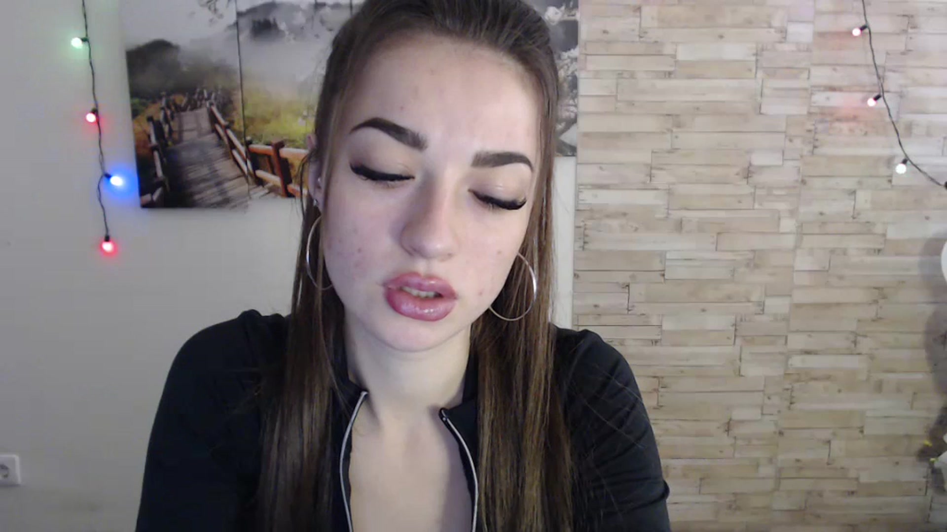 Gallery image thumbnail from Eva_Eldis's myfreecams stream on, 11/13/2023, 12:33 image 3 of 20